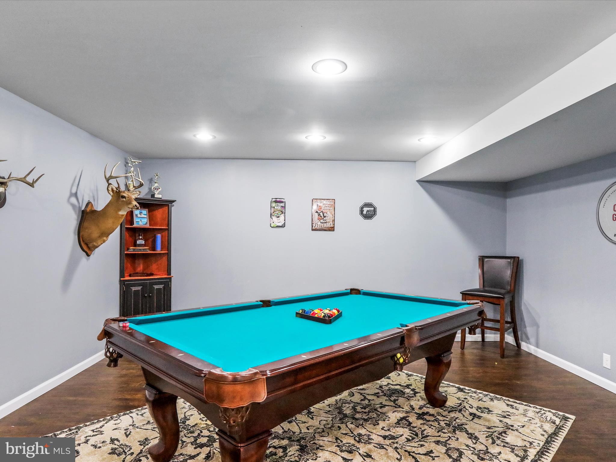 CRESTVIEW - Residential