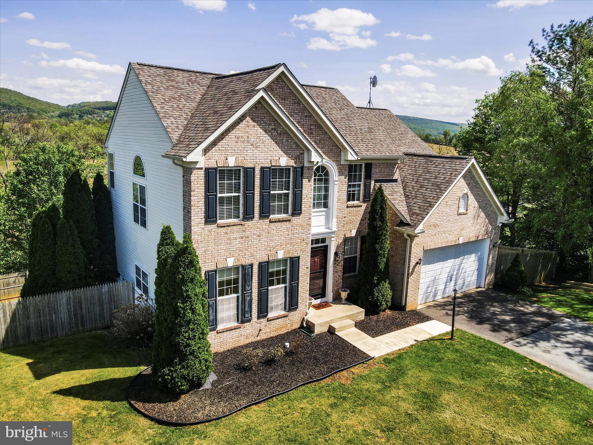 CRESTVIEW - Residential