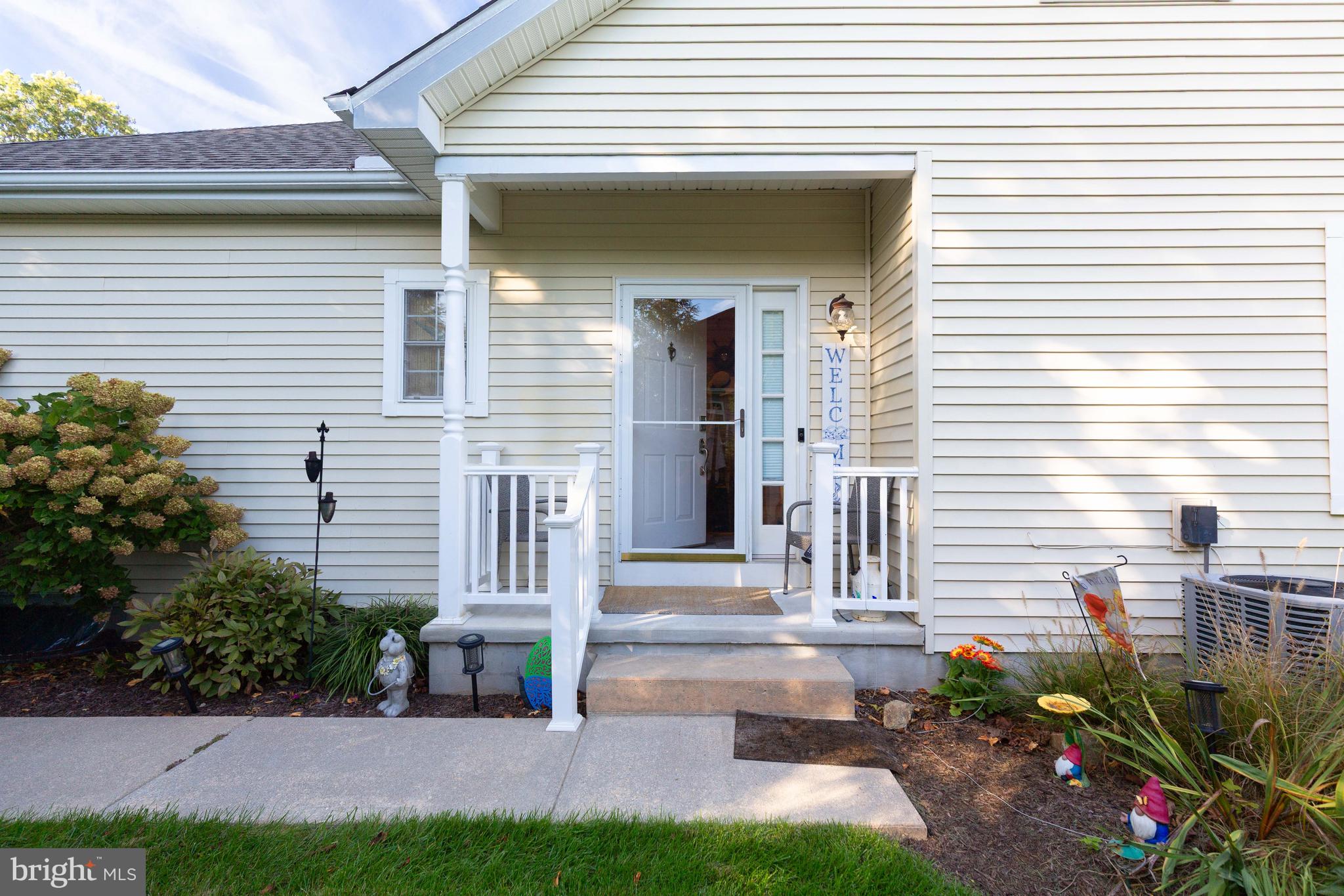 2 LAURAS WAY UNIT 14