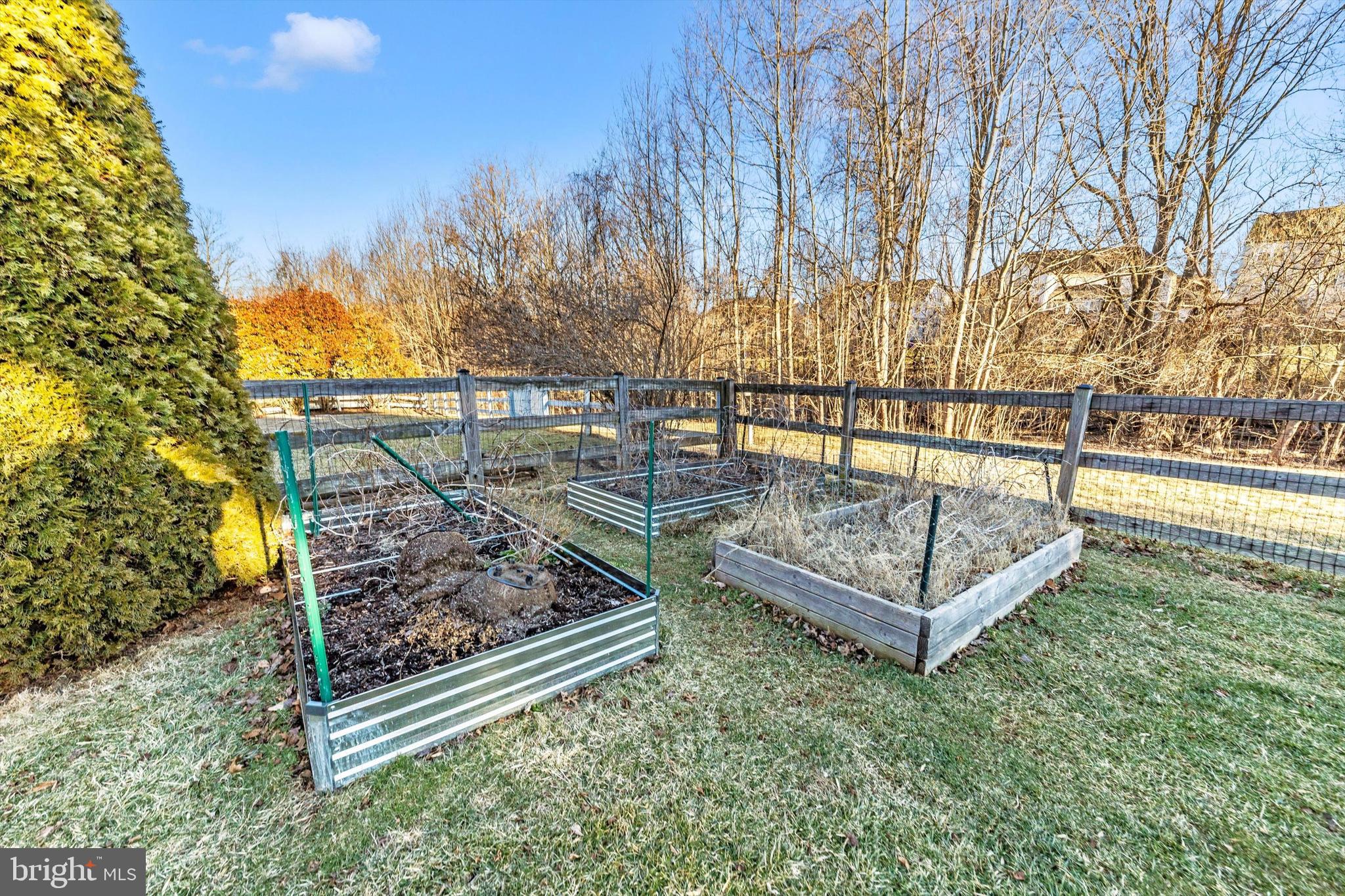 GALYN MANOR - Residential