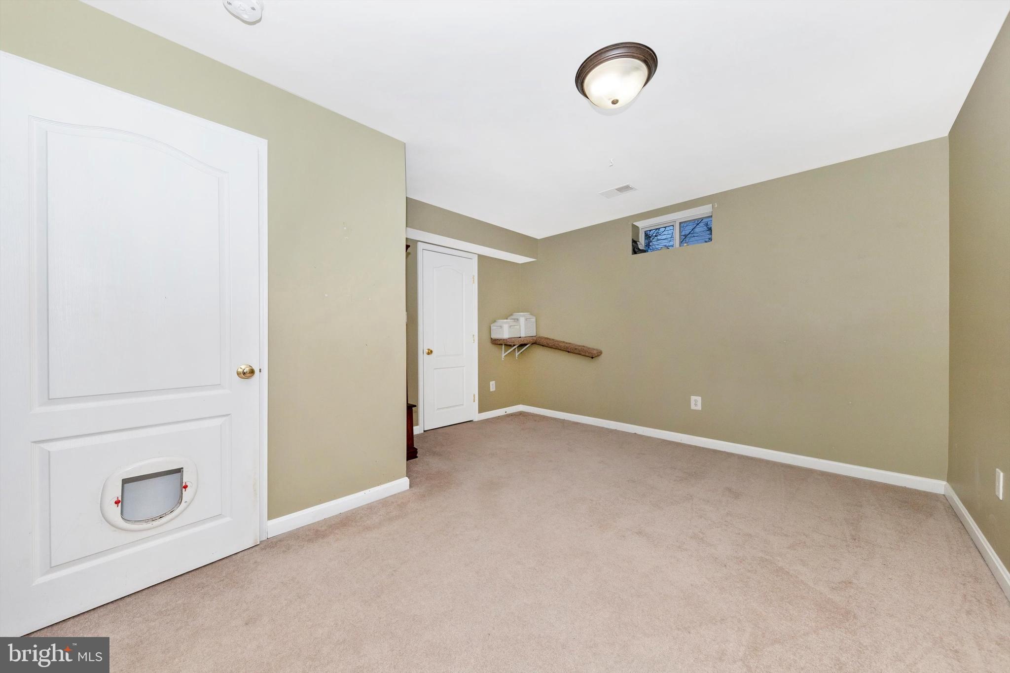 GALYN MANOR - Residential