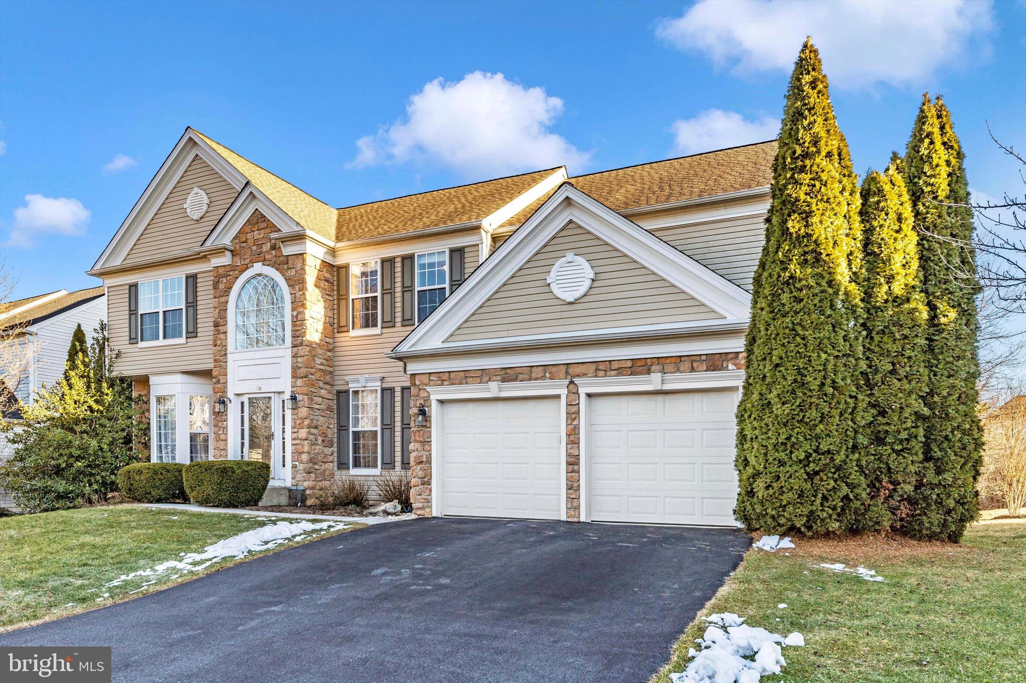 GALYN MANOR - Residential