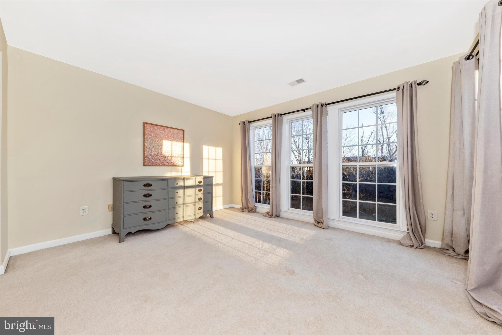 GALYN MANOR - Residential