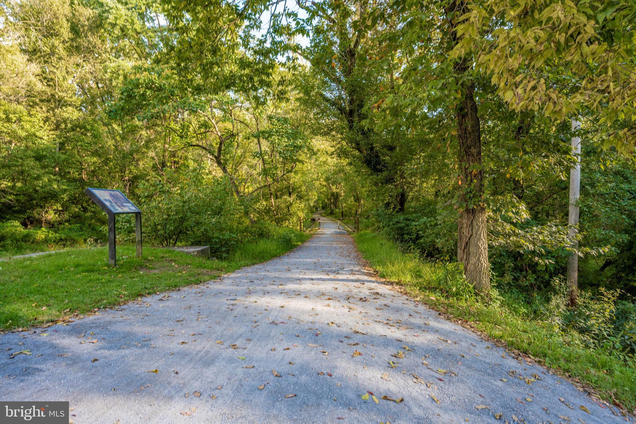 GALYN MANOR - Residential