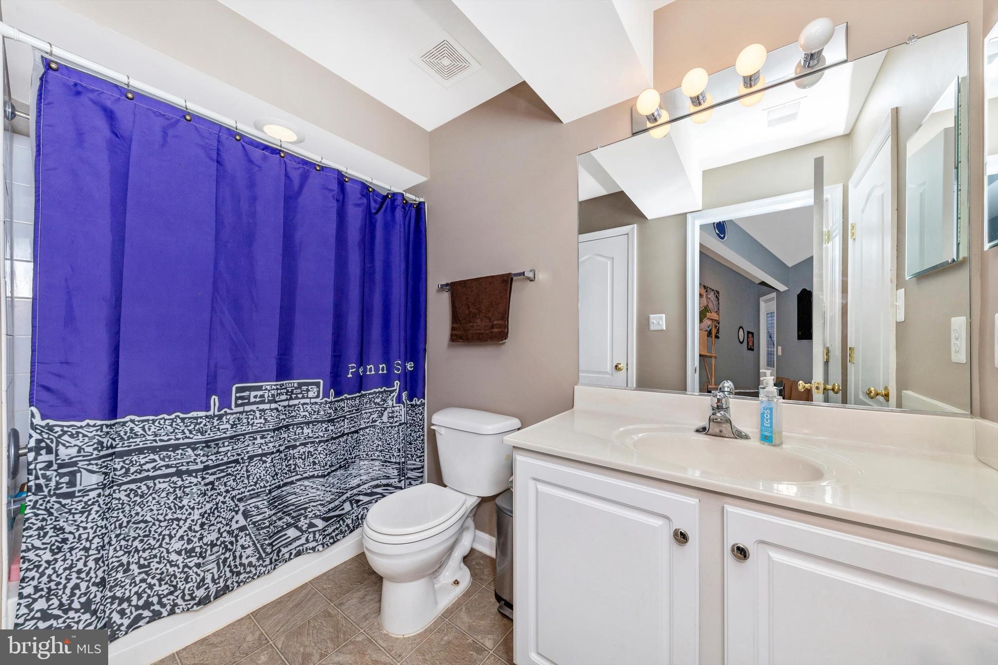 GALYN MANOR - Residential