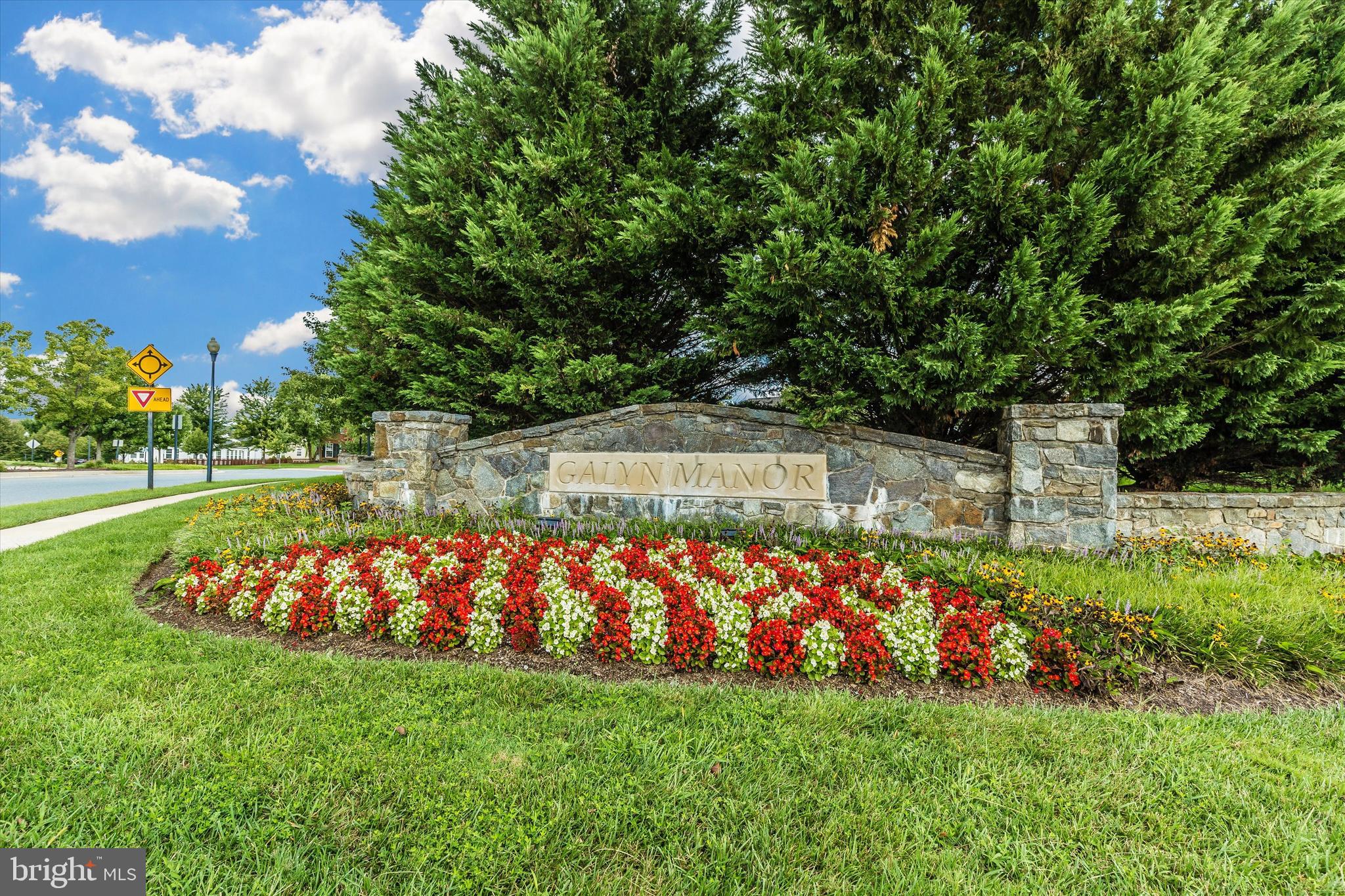 GALYN MANOR - Residential