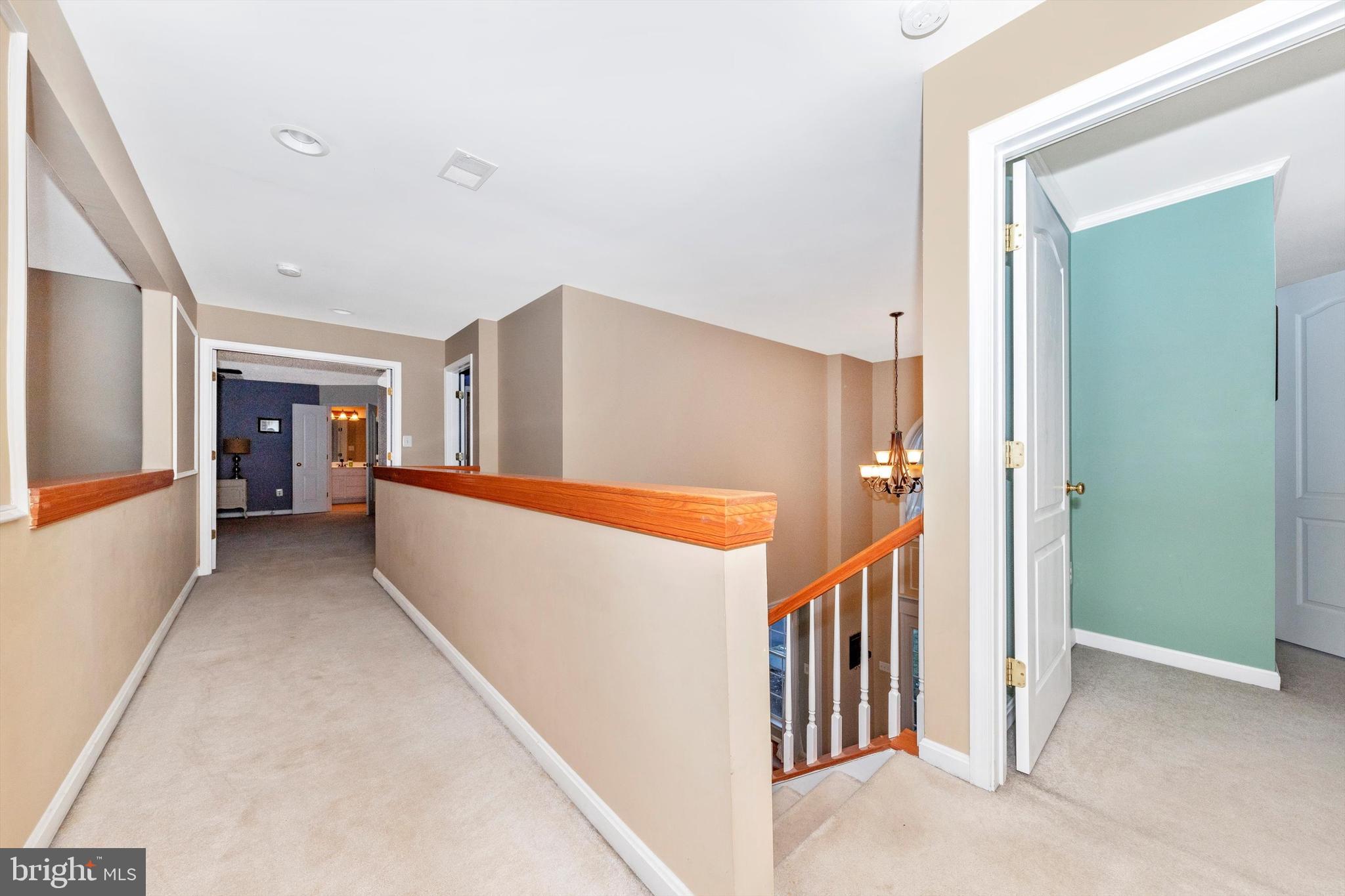 GALYN MANOR - Residential