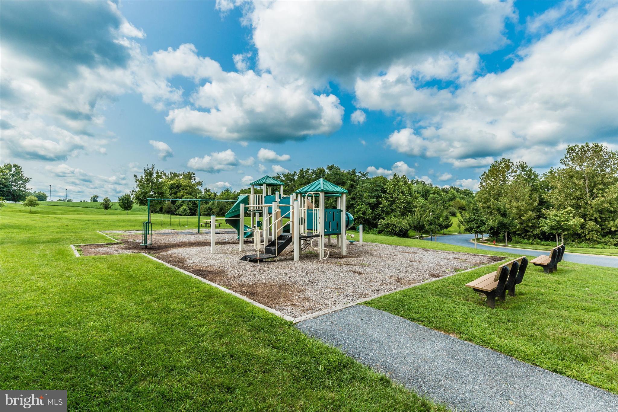 GALYN MANOR - Residential