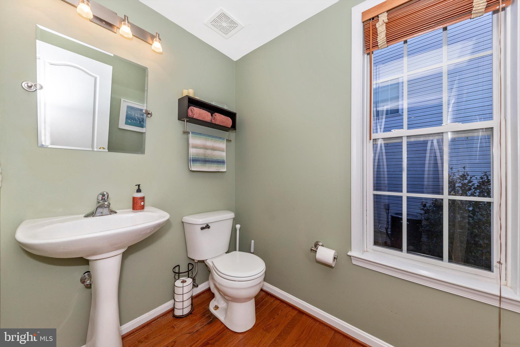 GALYN MANOR - Residential