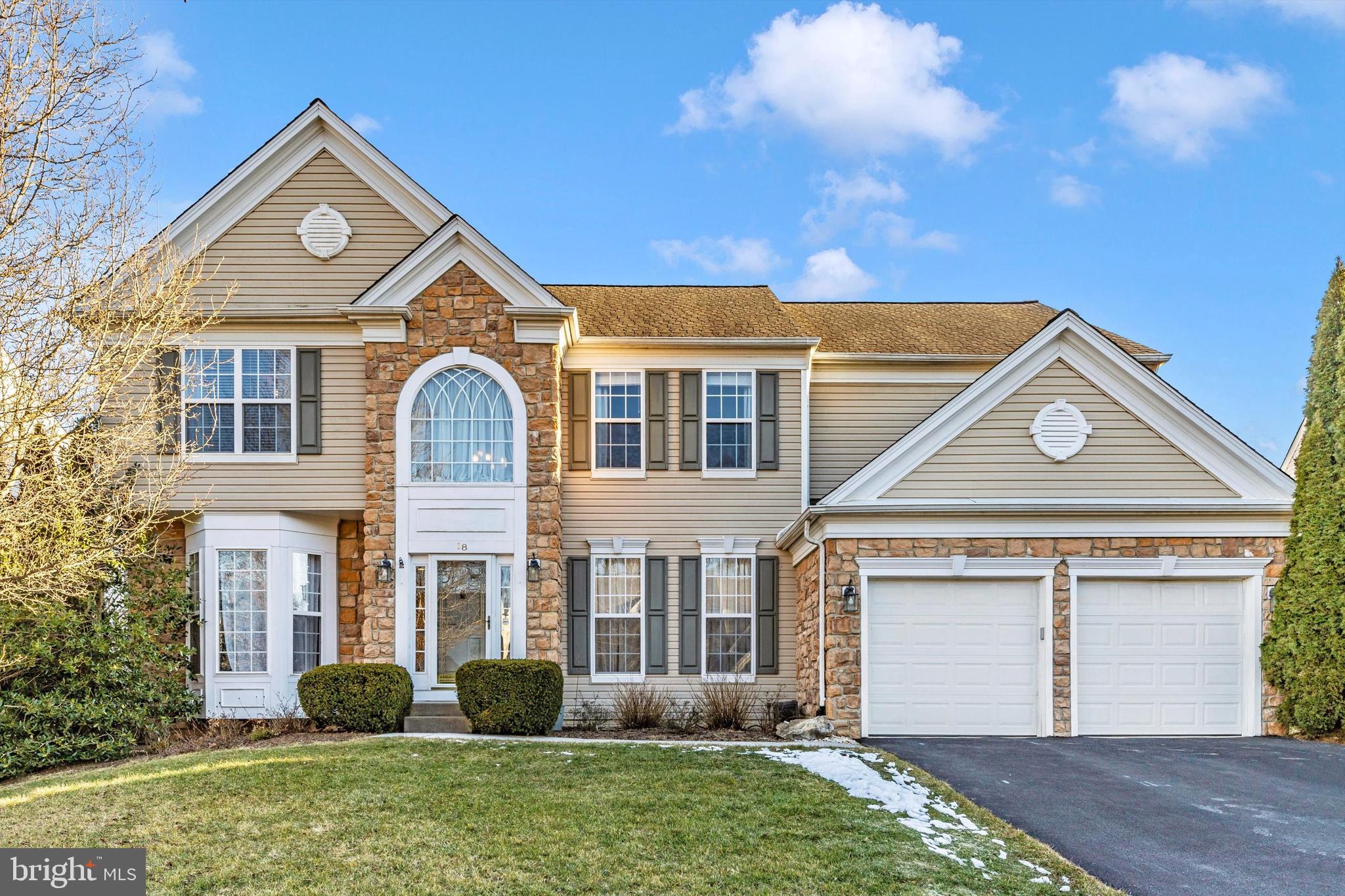 GALYN MANOR - Residential