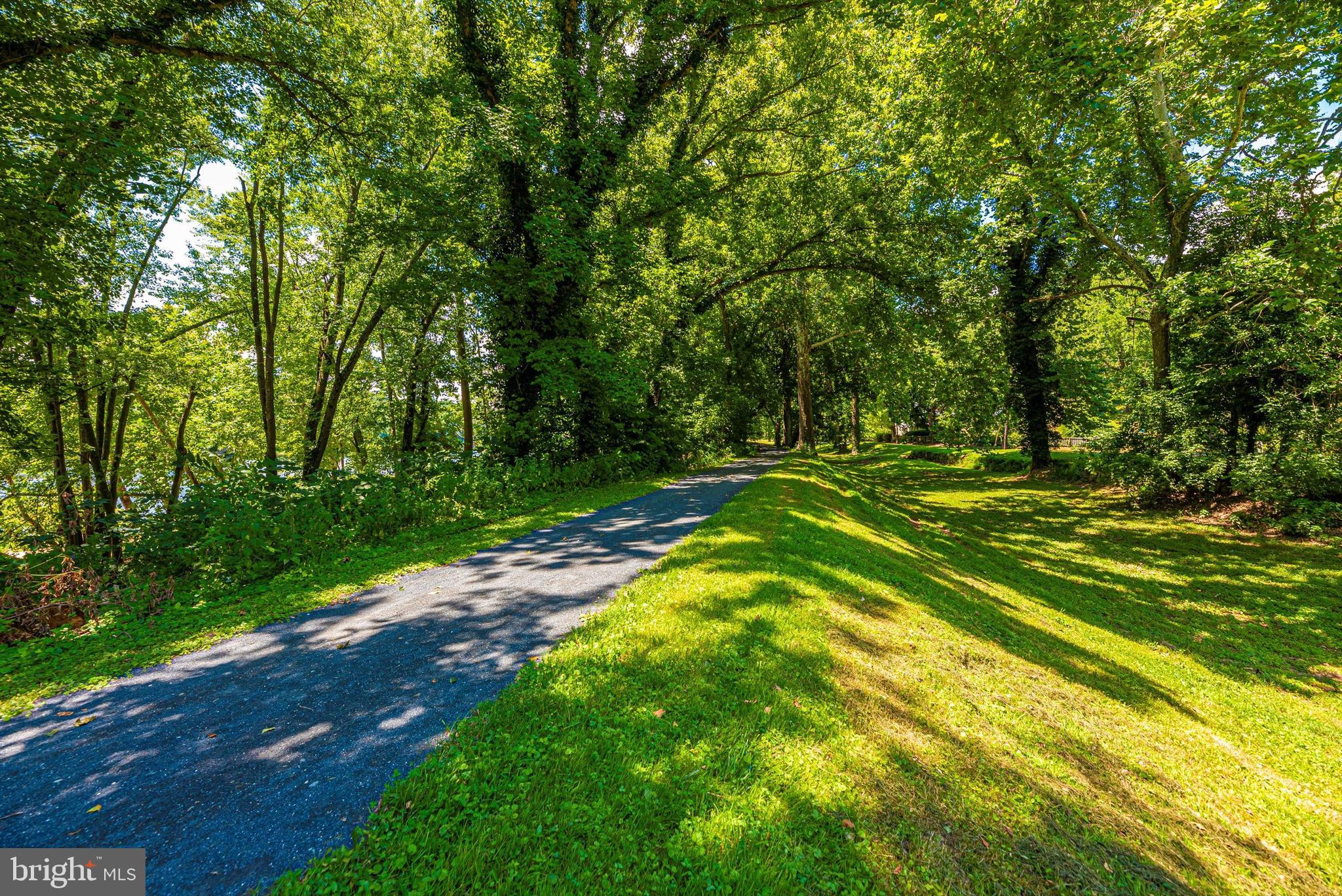 GALYN MANOR - Residential