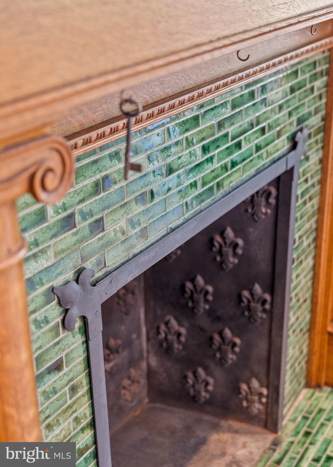 SPRUCE HILL - Residential