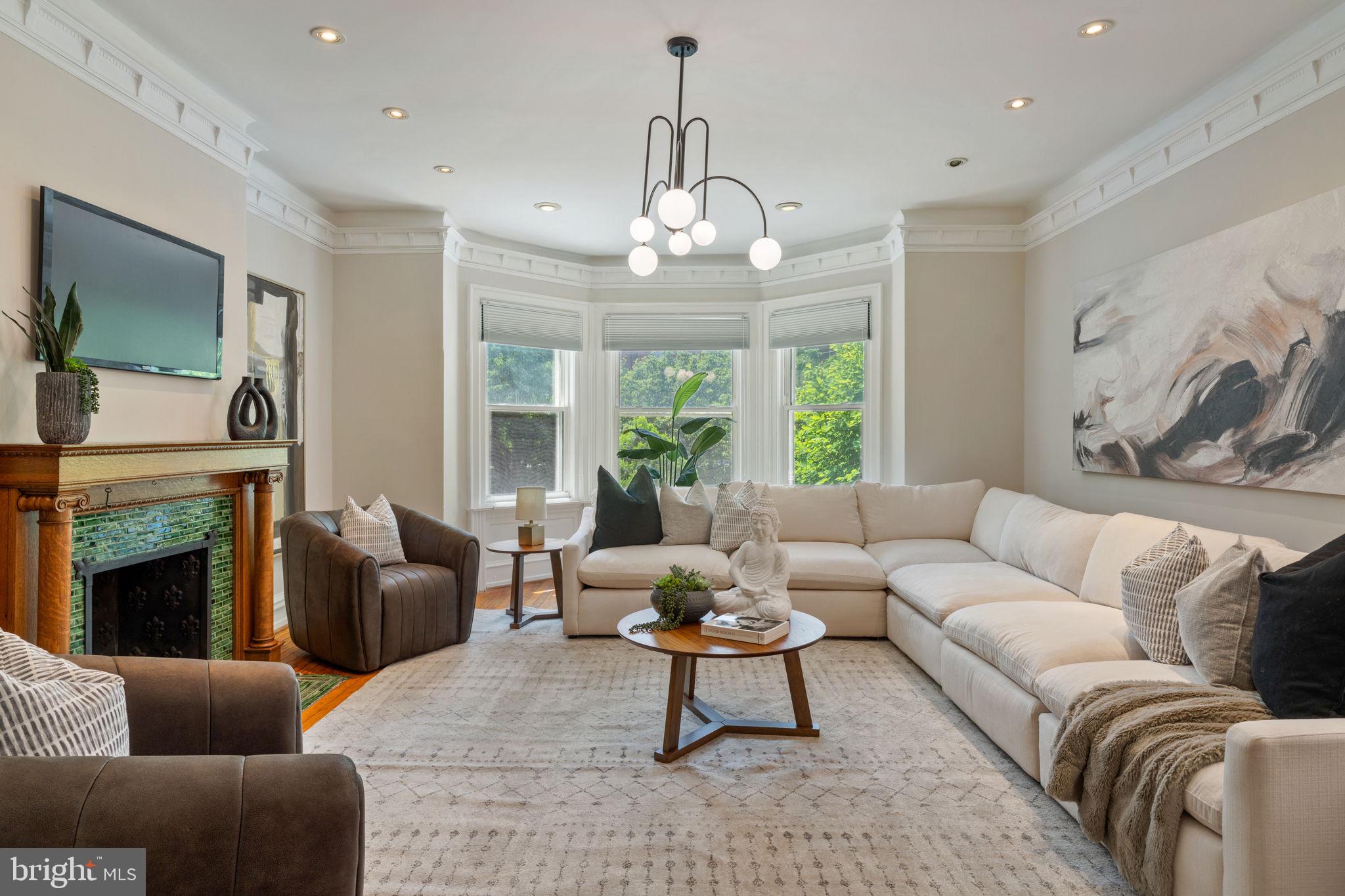 SPRUCE HILL - Residential