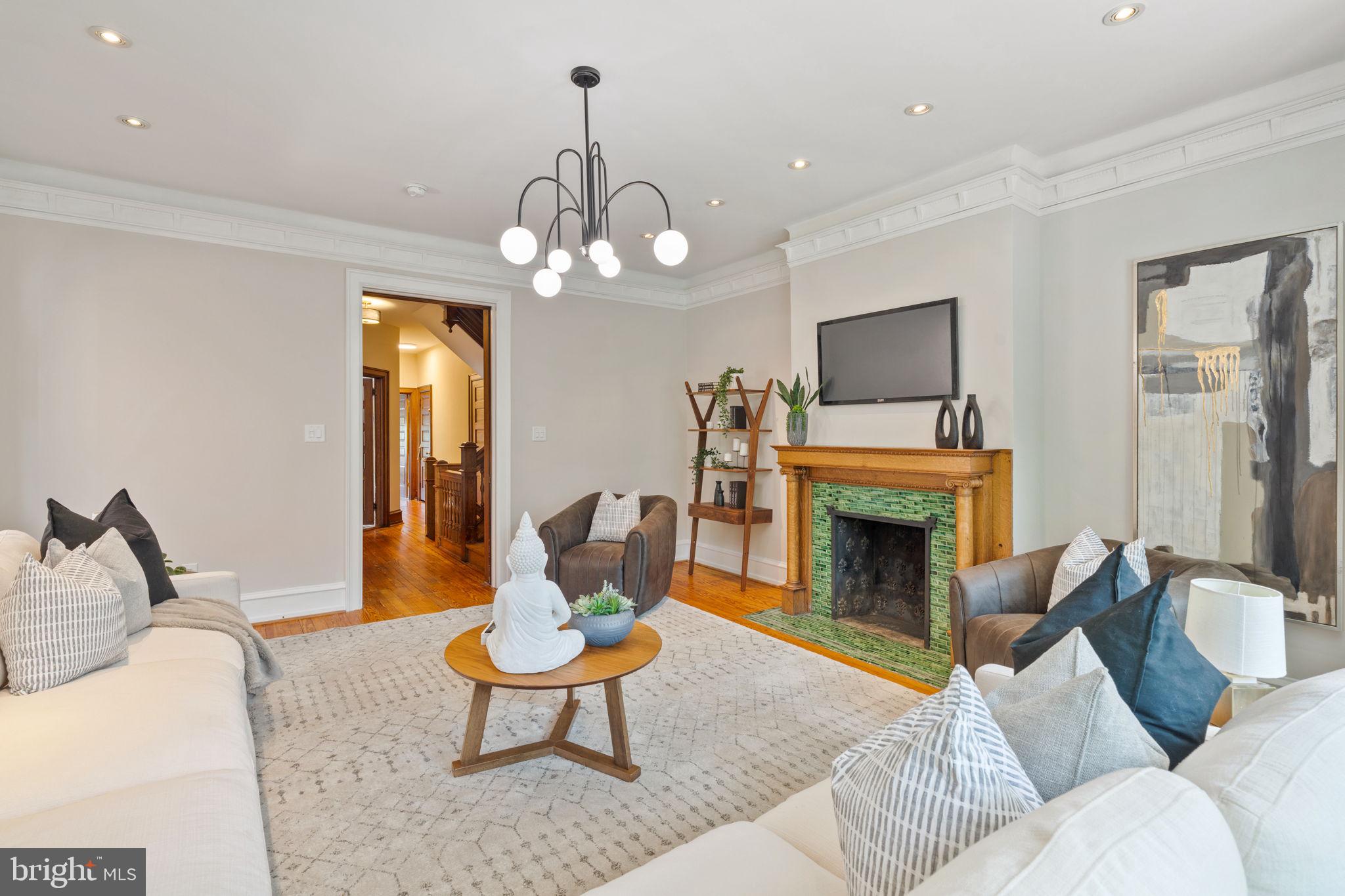 SPRUCE HILL - Residential