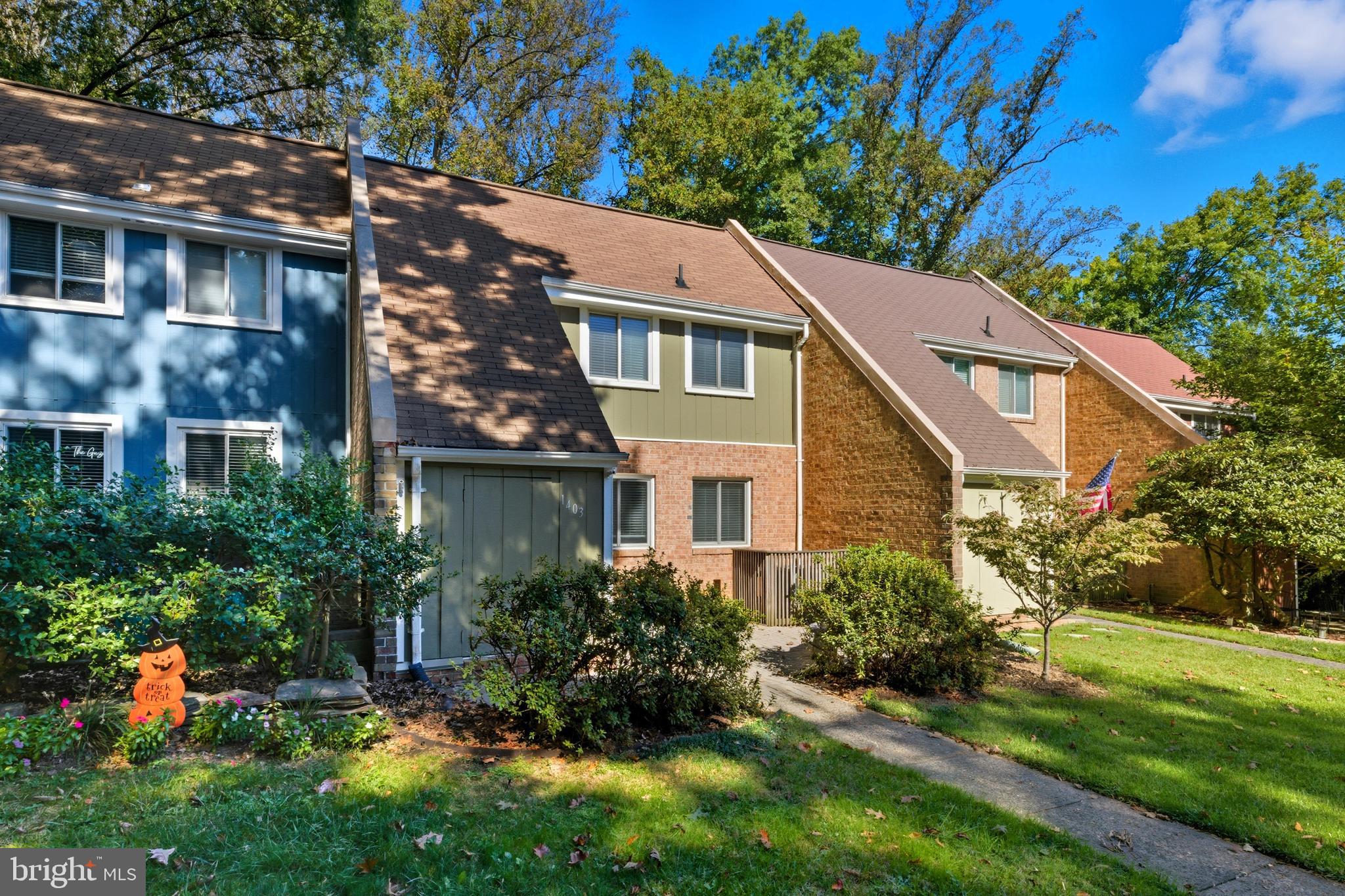 1403 GREENMONT COURT