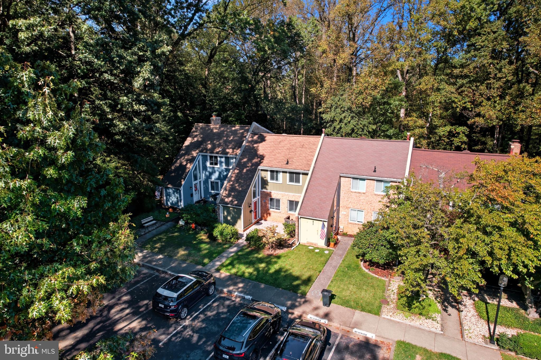 RESTON - Residential