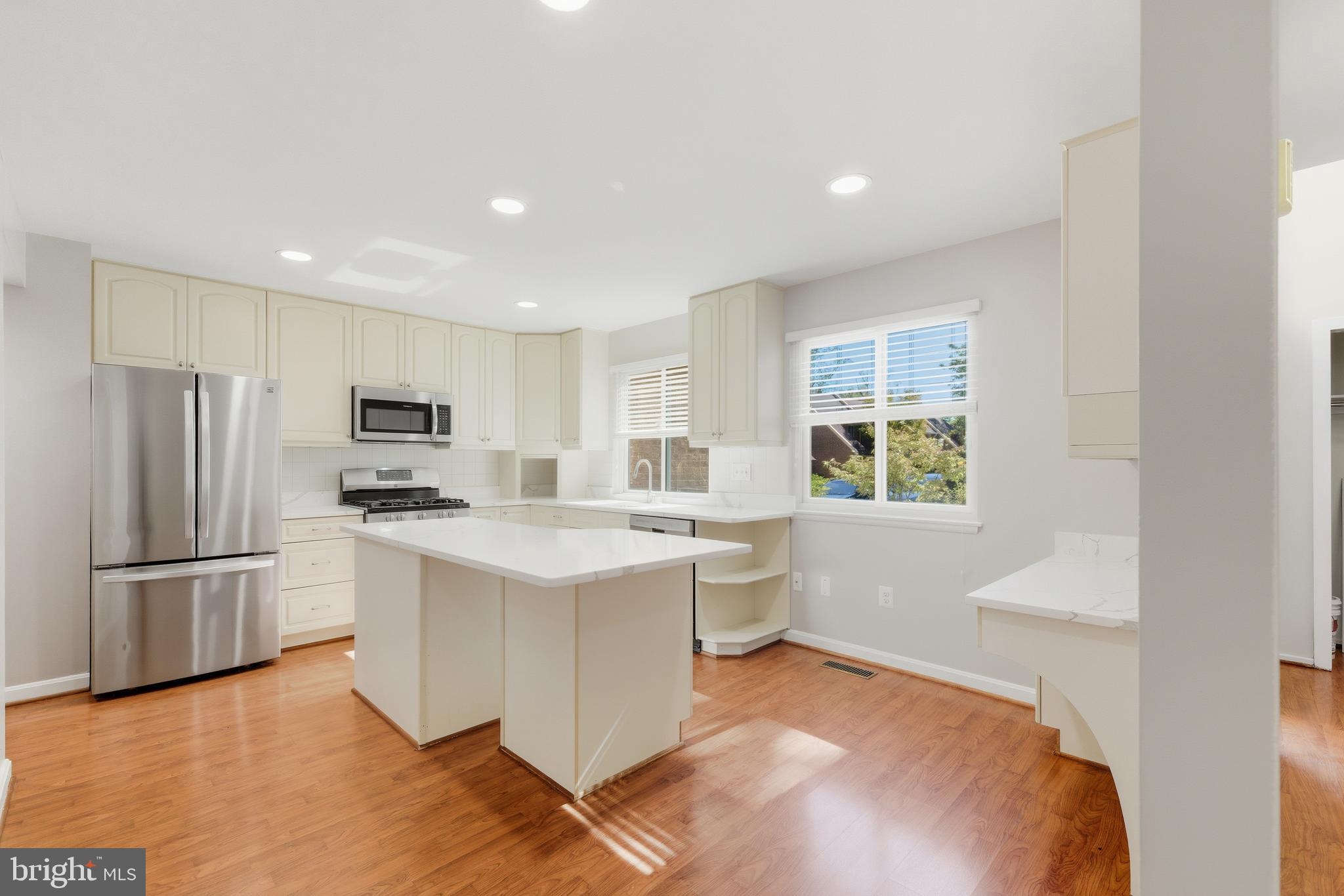 1403 GREENMONT COURT