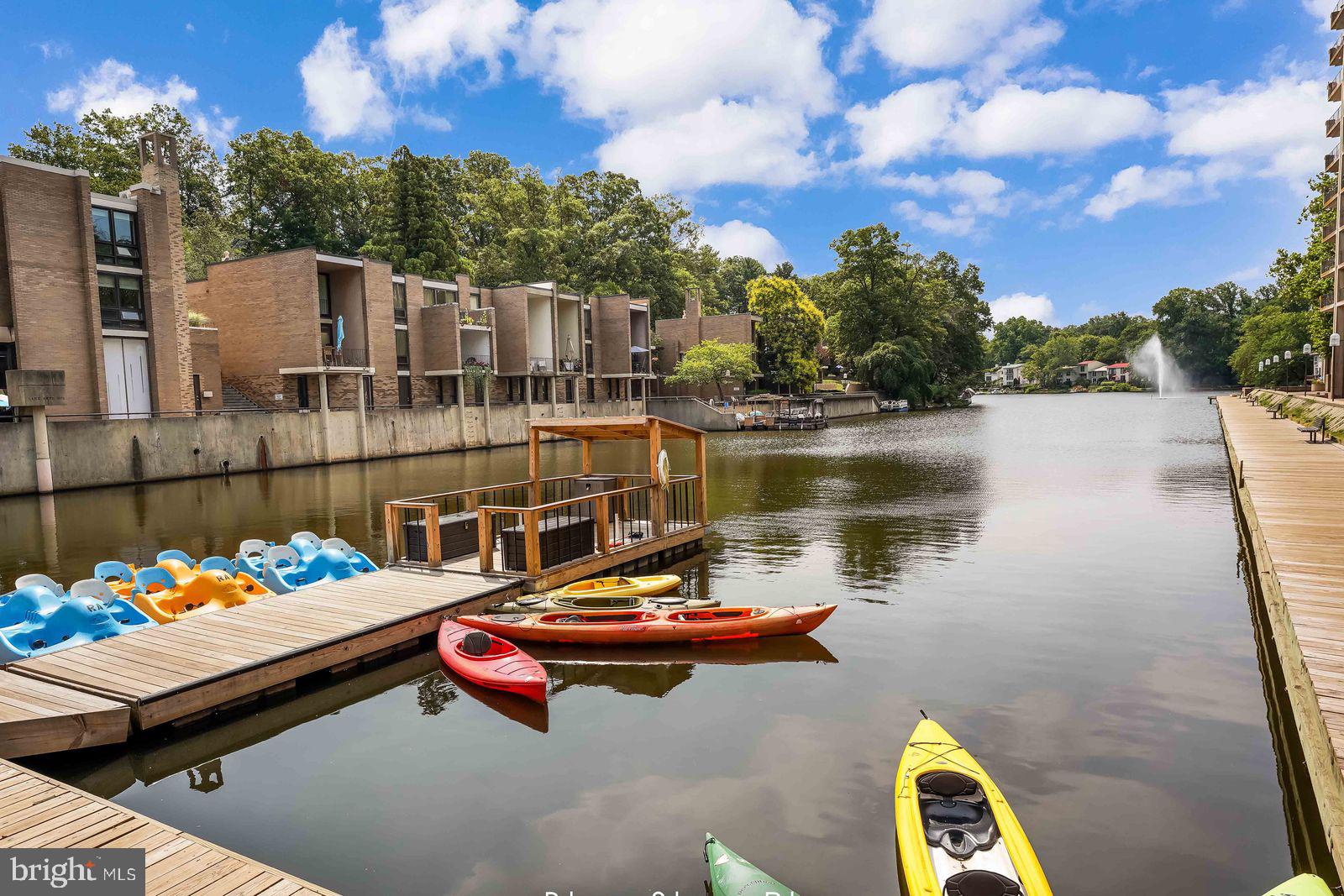 RESTON - Residential