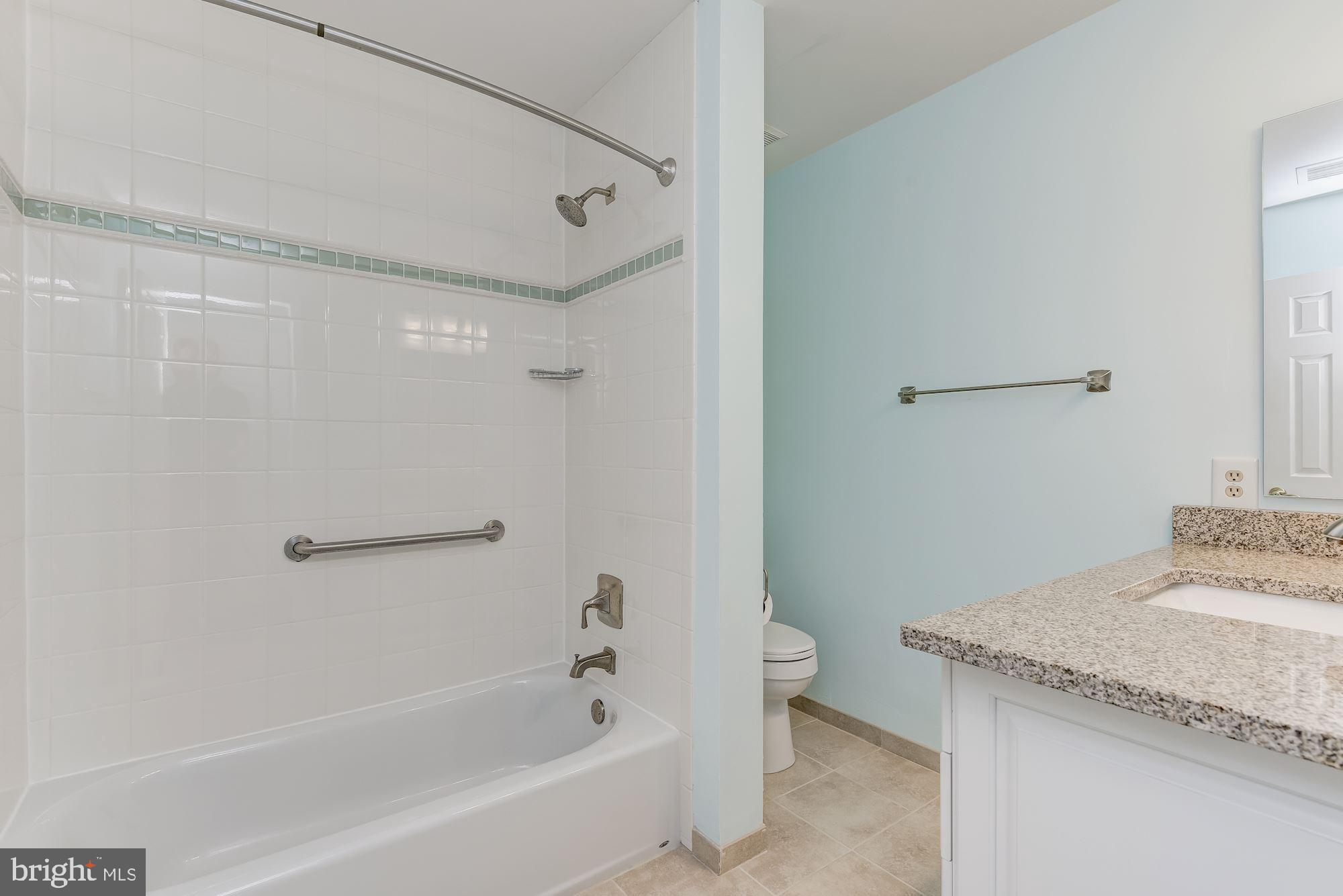 LAKE POTOMAC - Residential