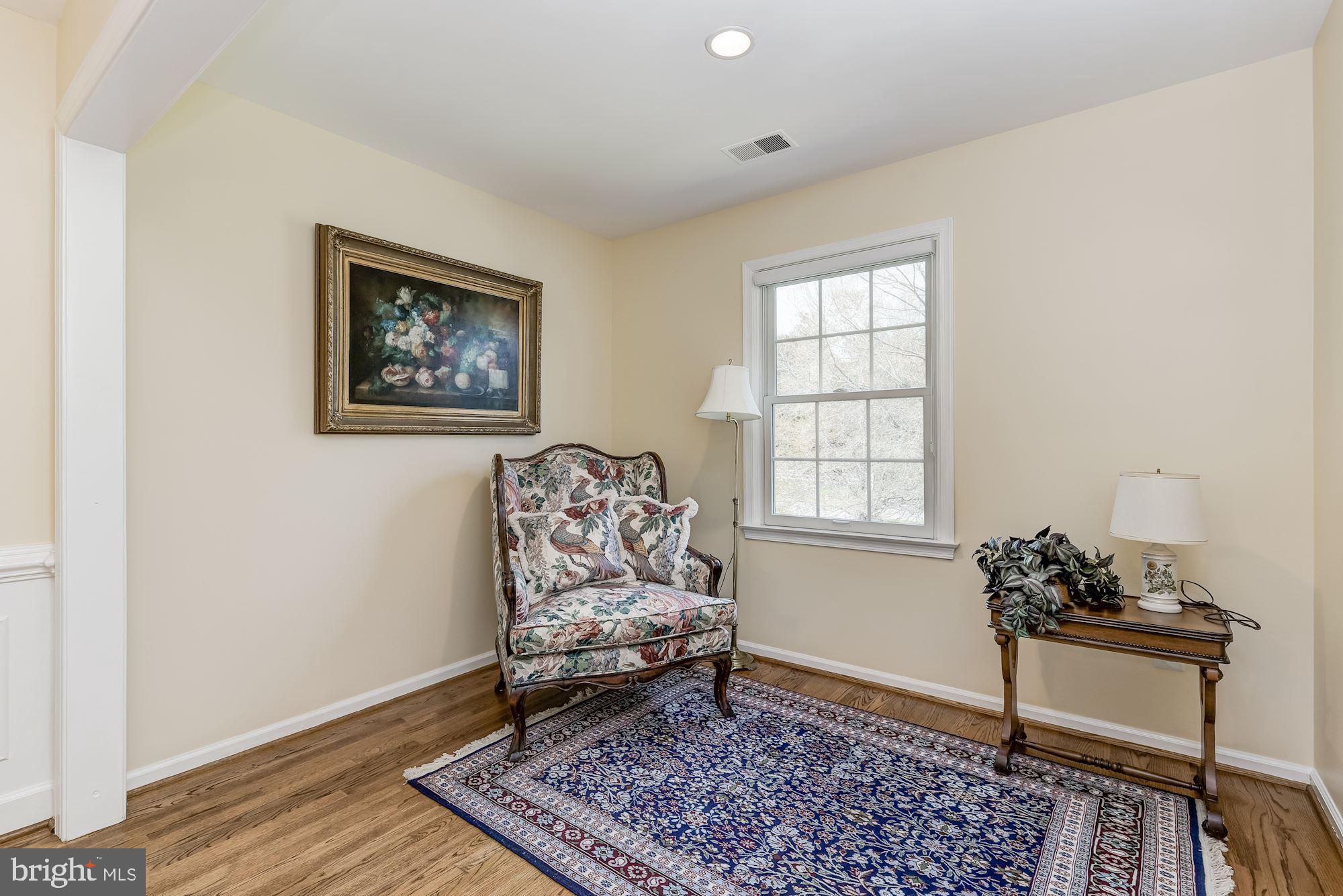 LAKE POTOMAC - Residential