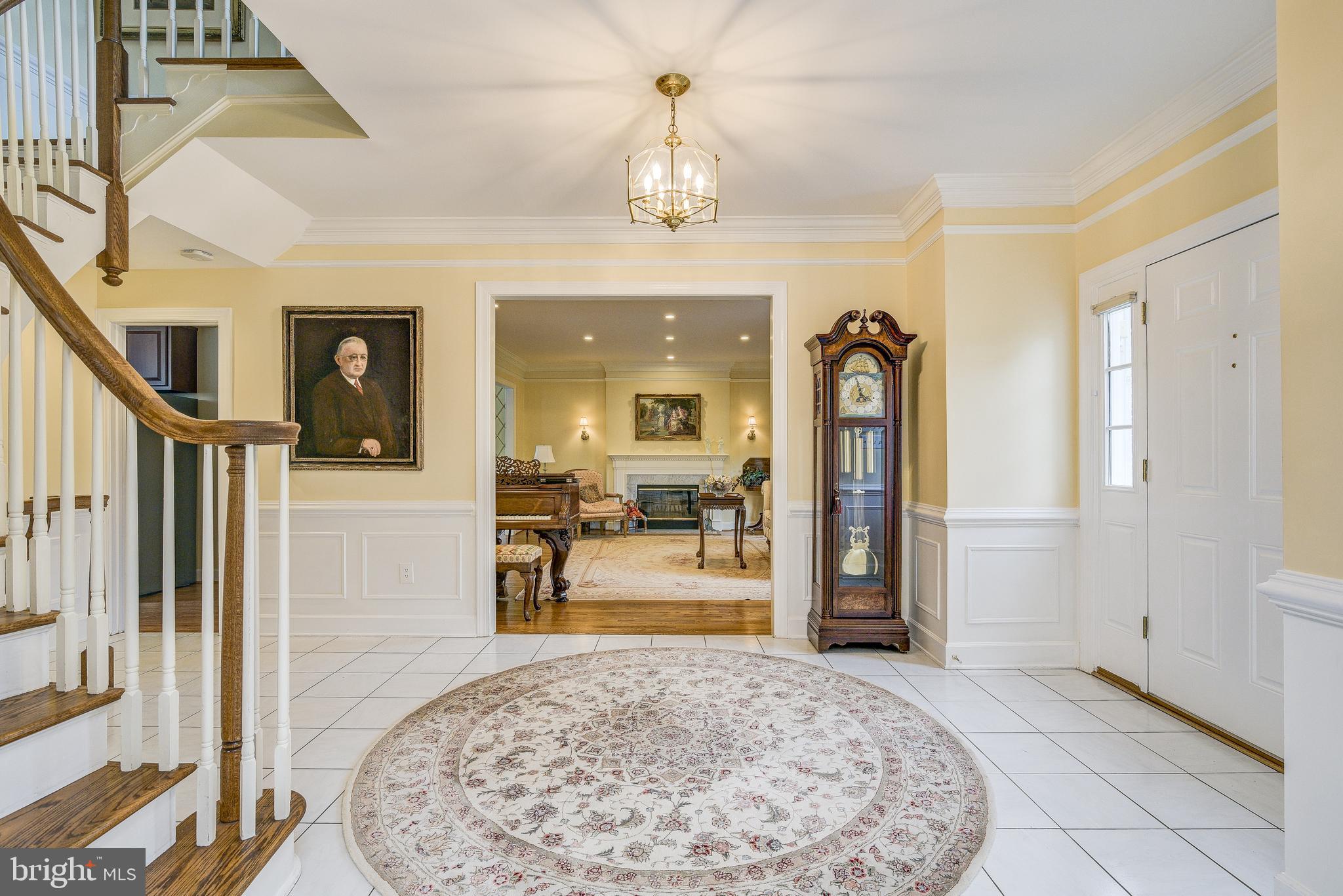 LAKE POTOMAC - Residential