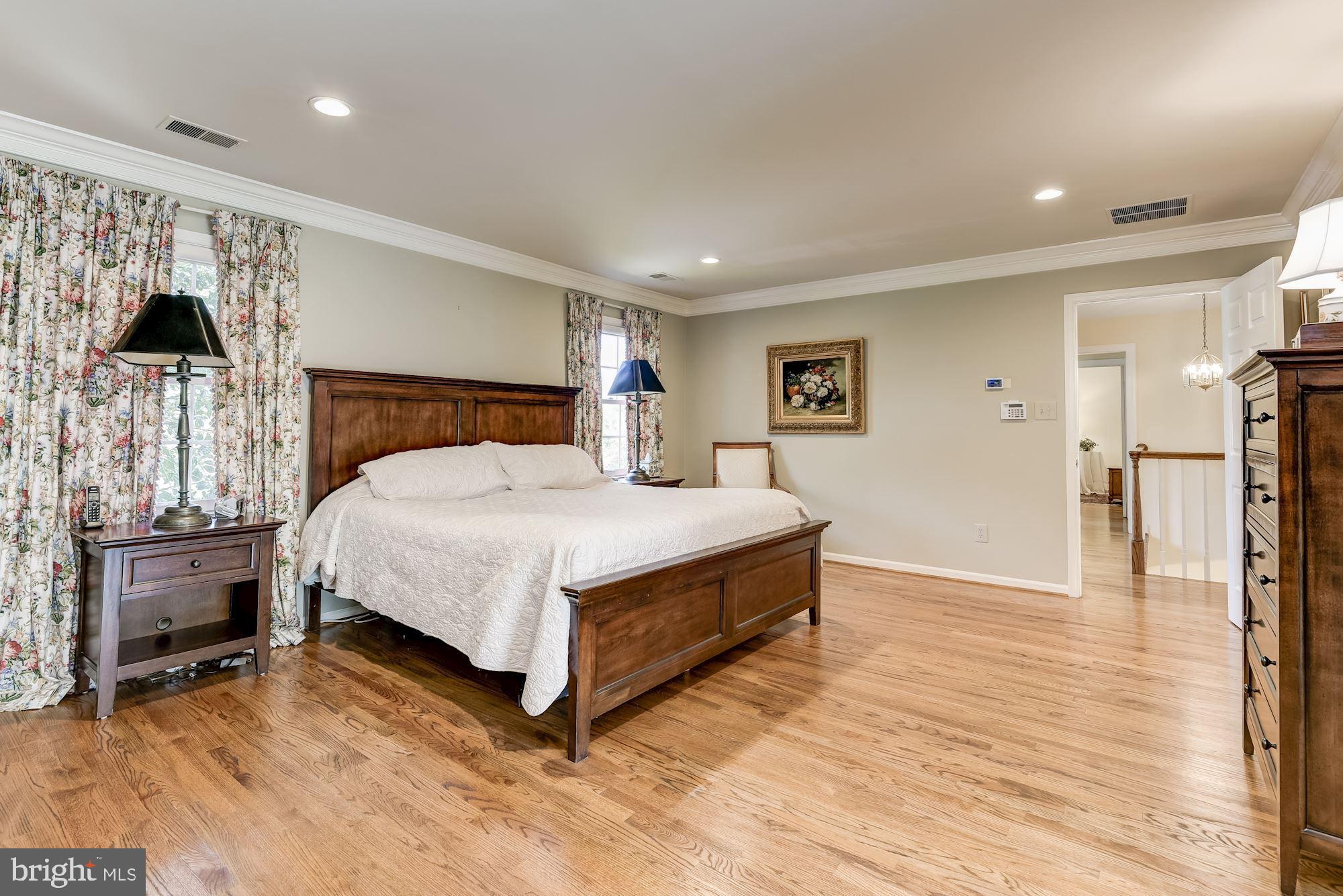 LAKE POTOMAC - Residential