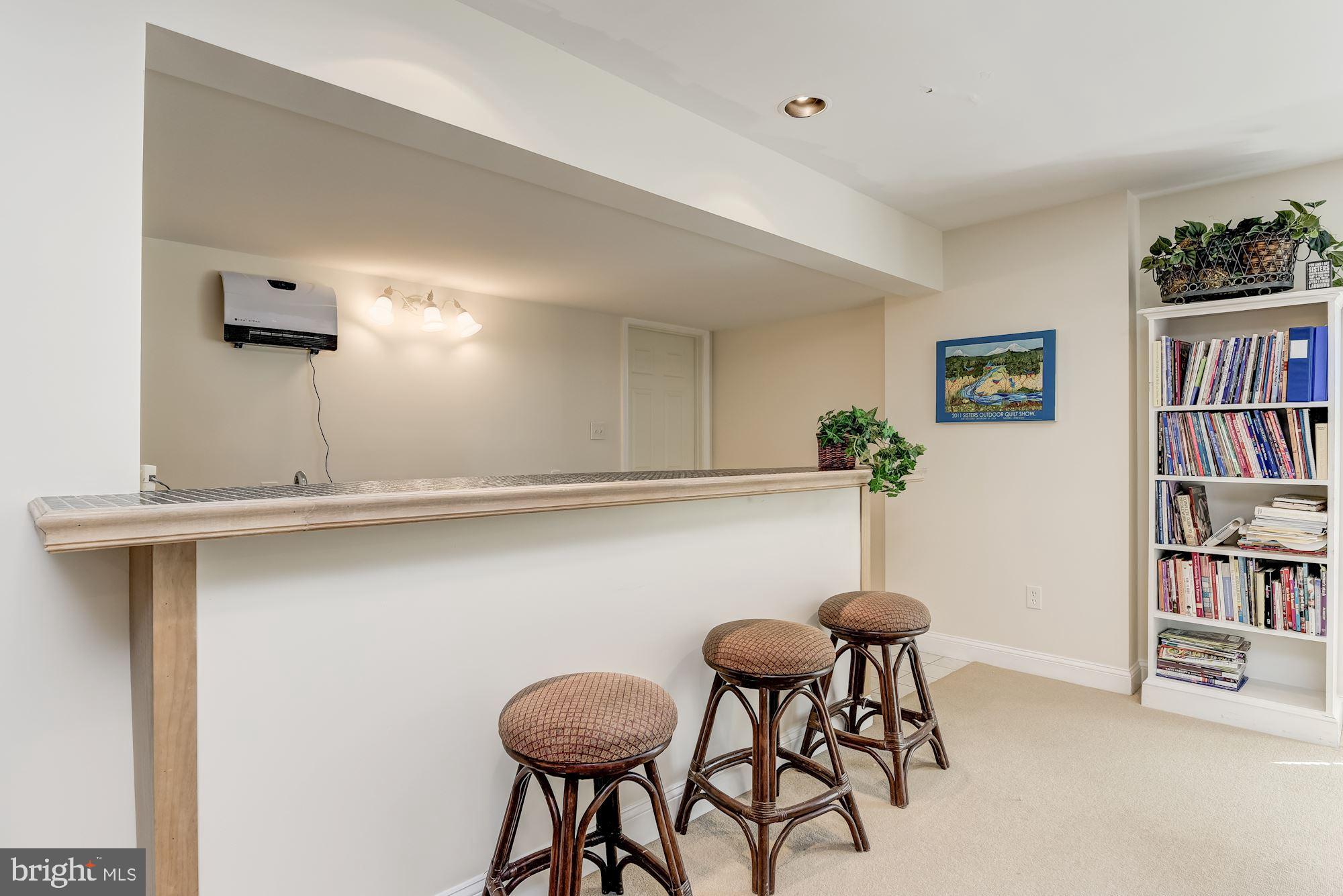 LAKE POTOMAC - Residential