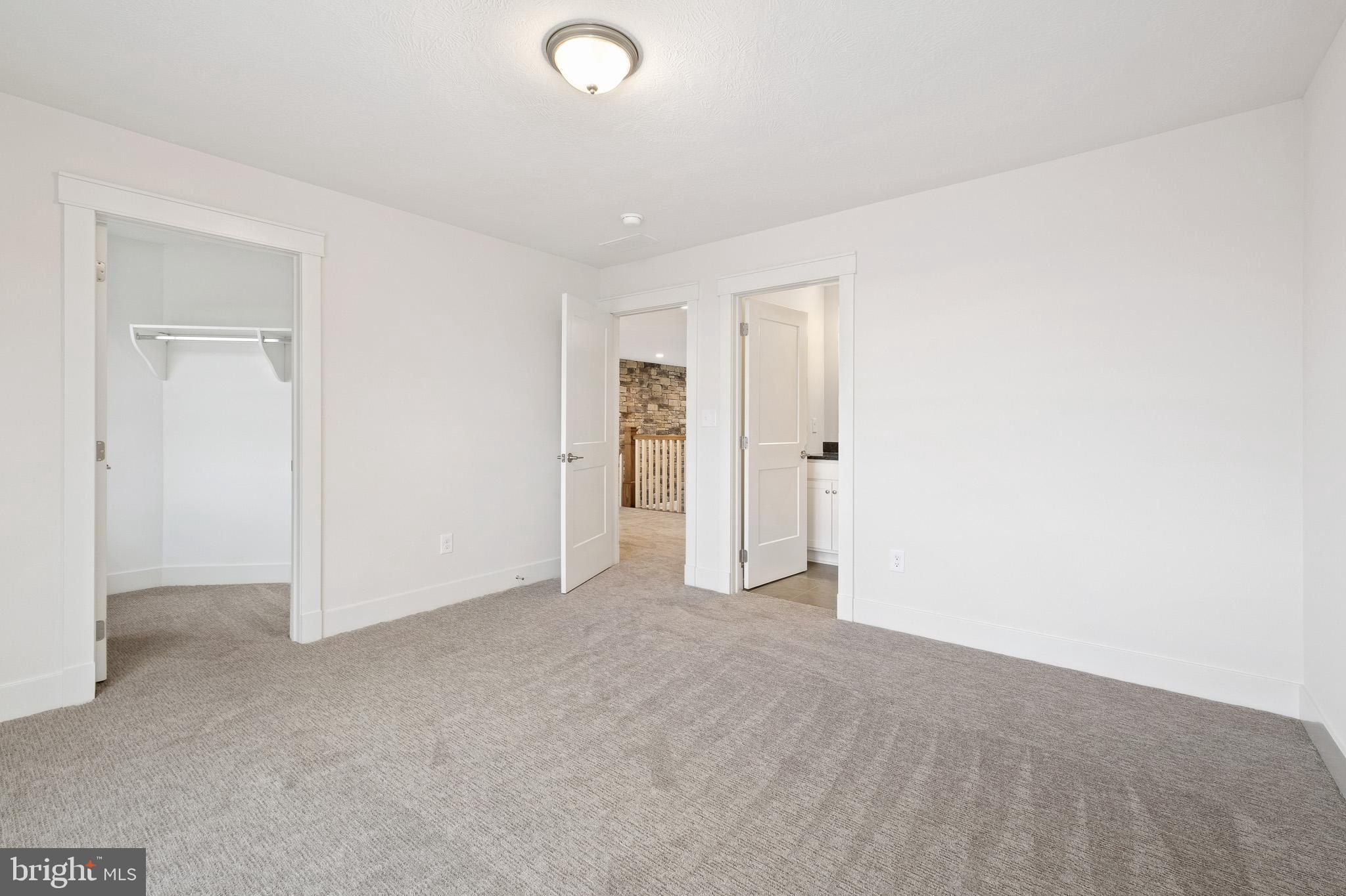 ENCLAVE AT GROVE - Residential