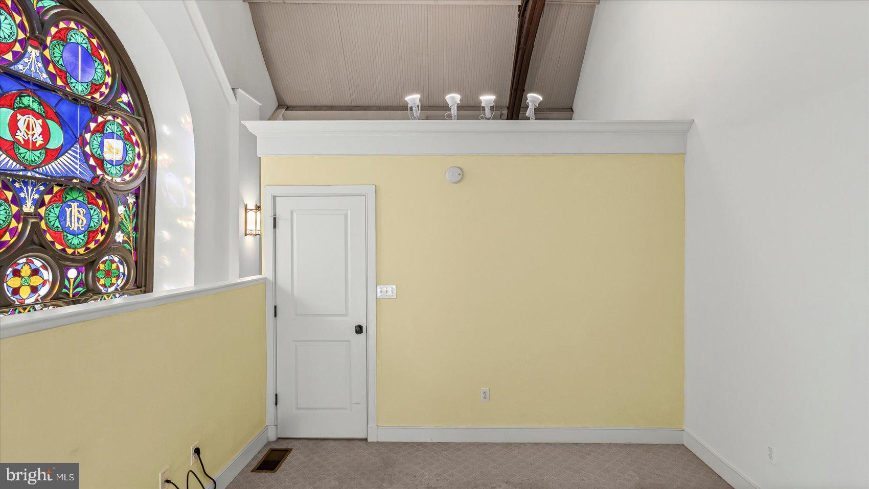 MOUNT VERNON - Residential