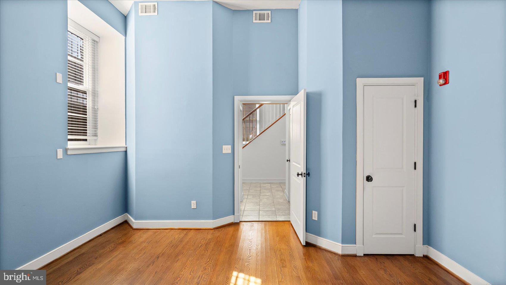 MOUNT VERNON - Residential