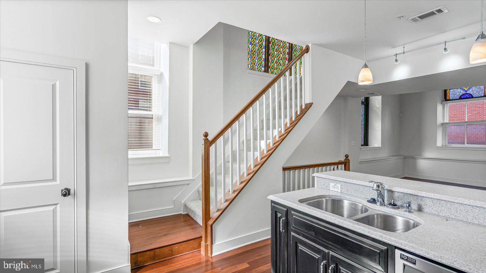 MOUNT VERNON - Residential