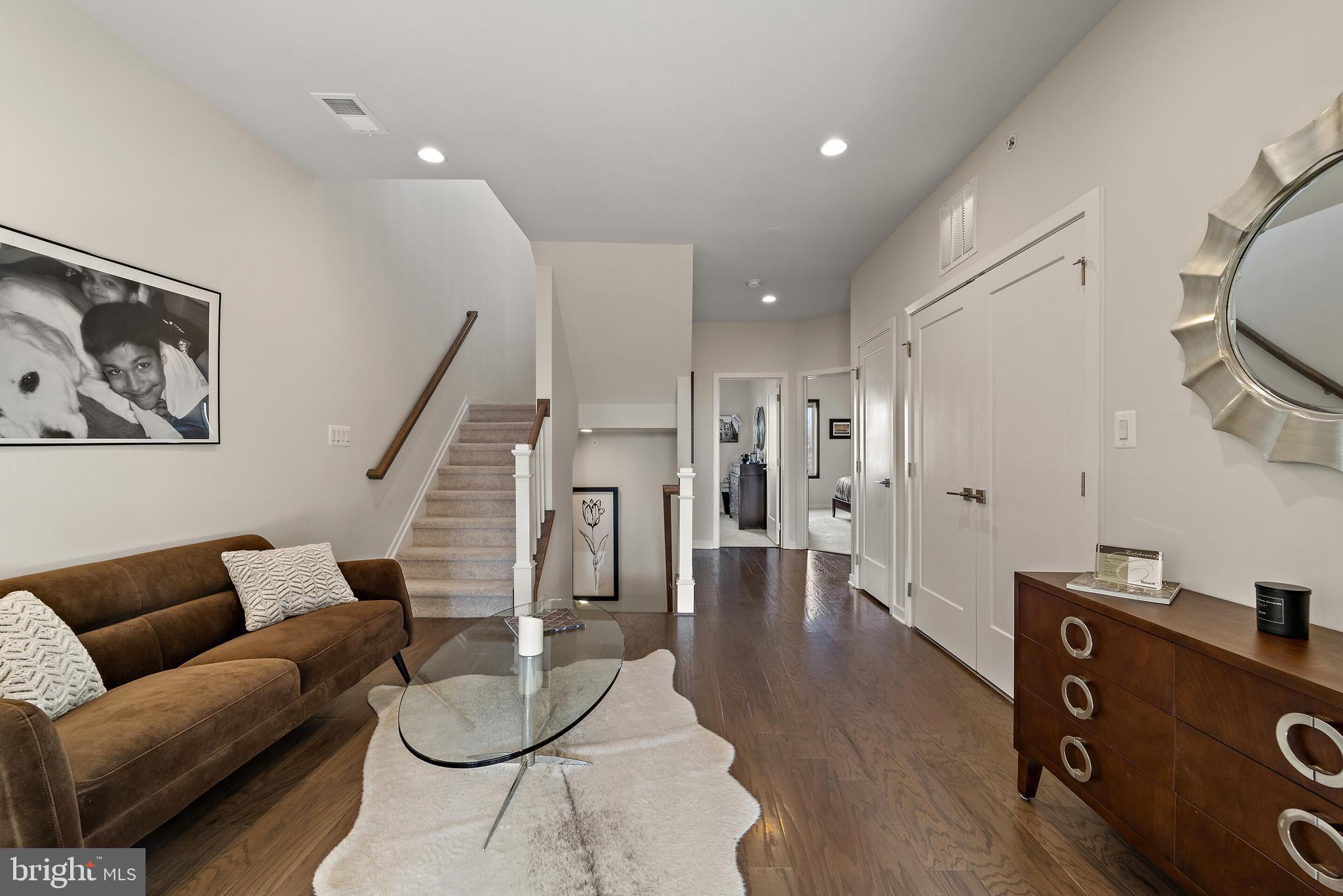 LOUDOUN VALLEY CARLISLE - Residential