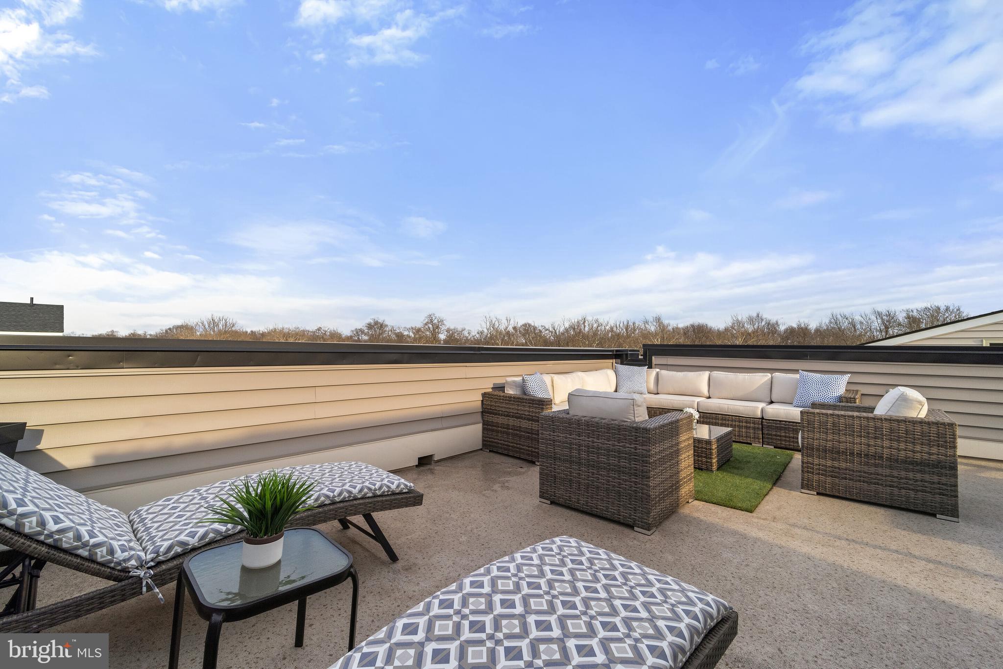 LOUDOUN VALLEY CARLISLE - Residential