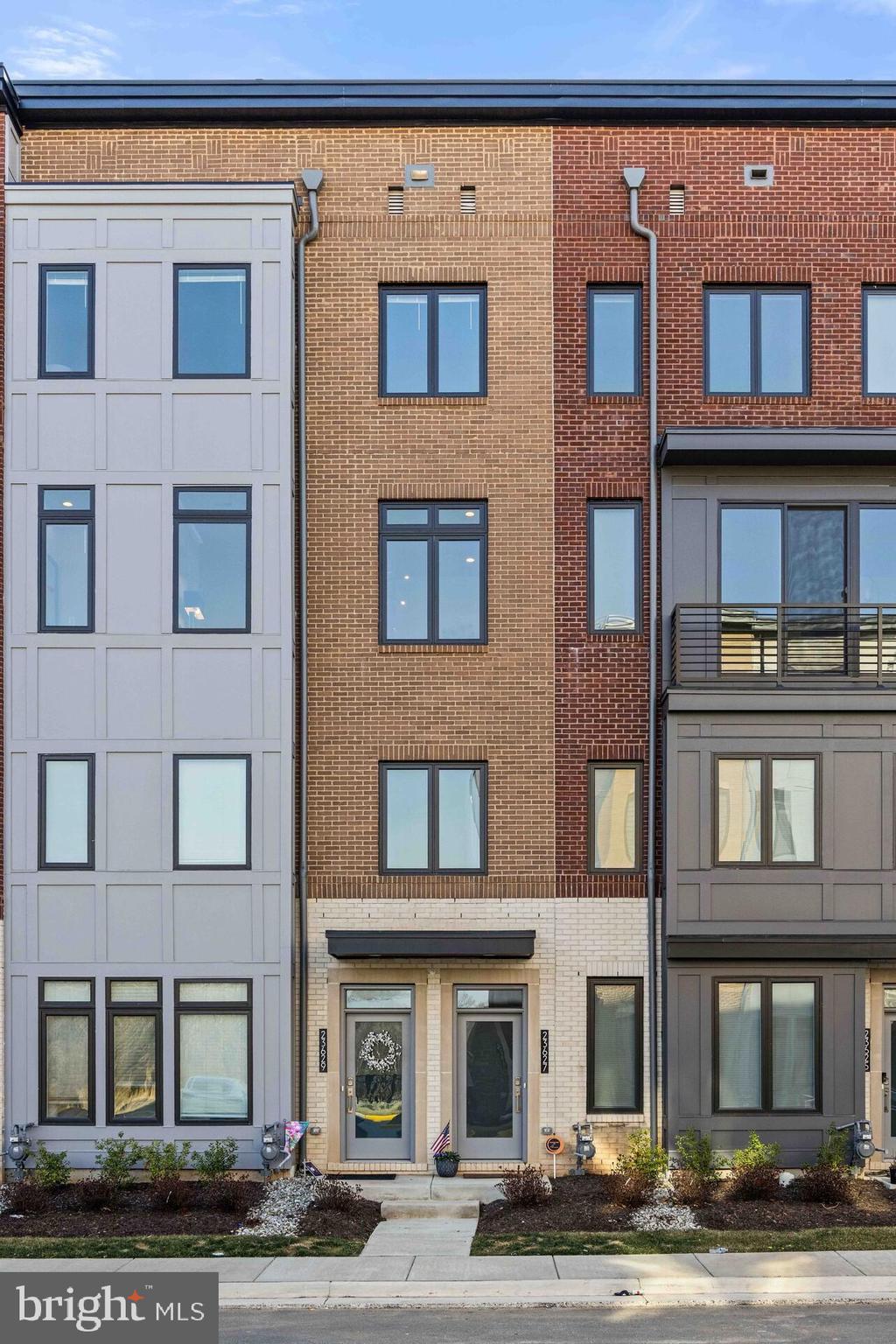 LOUDOUN VALLEY CARLISLE - Residential