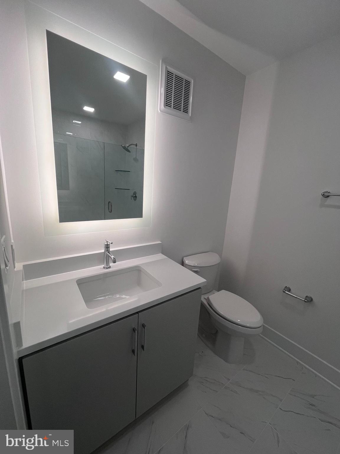 OLD TOWN ALEXANDRIA - Residential