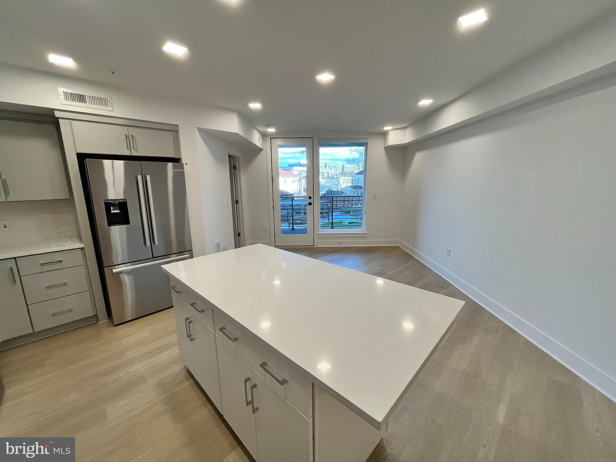 OLD TOWN ALEXANDRIA - Residential