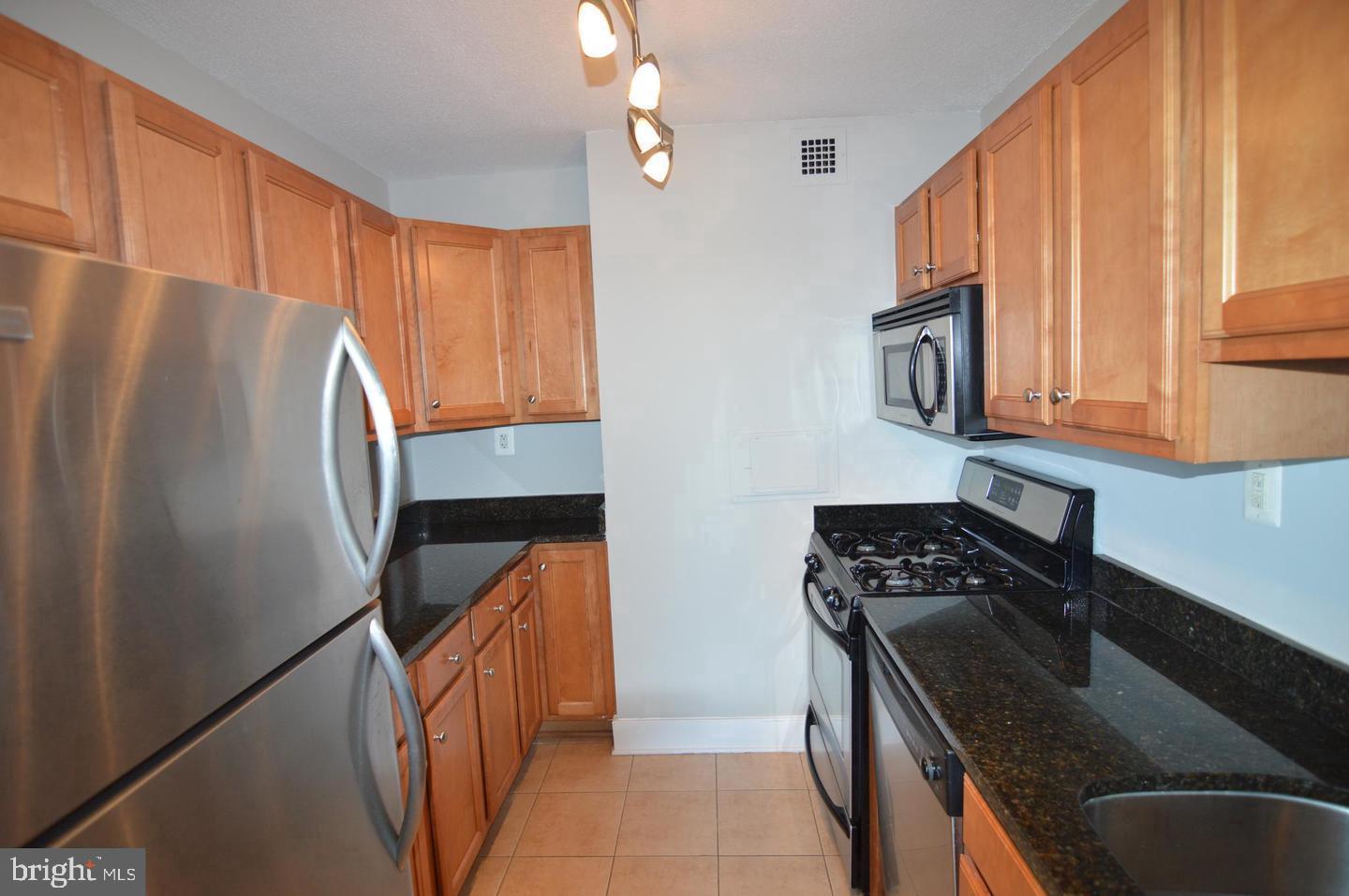 SILVER SPRING - Residential Lease