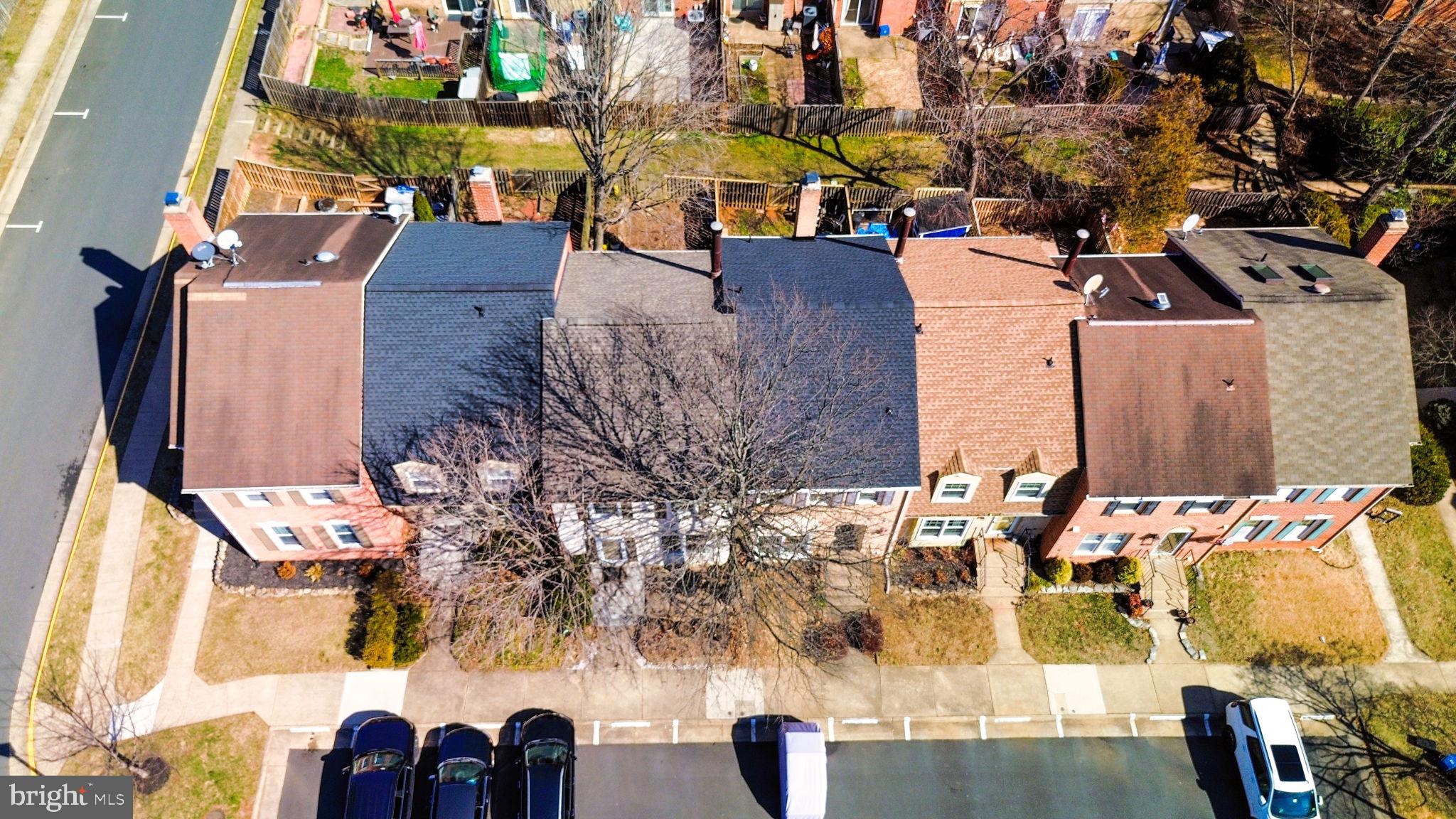 LAKEPOINTE - Residential