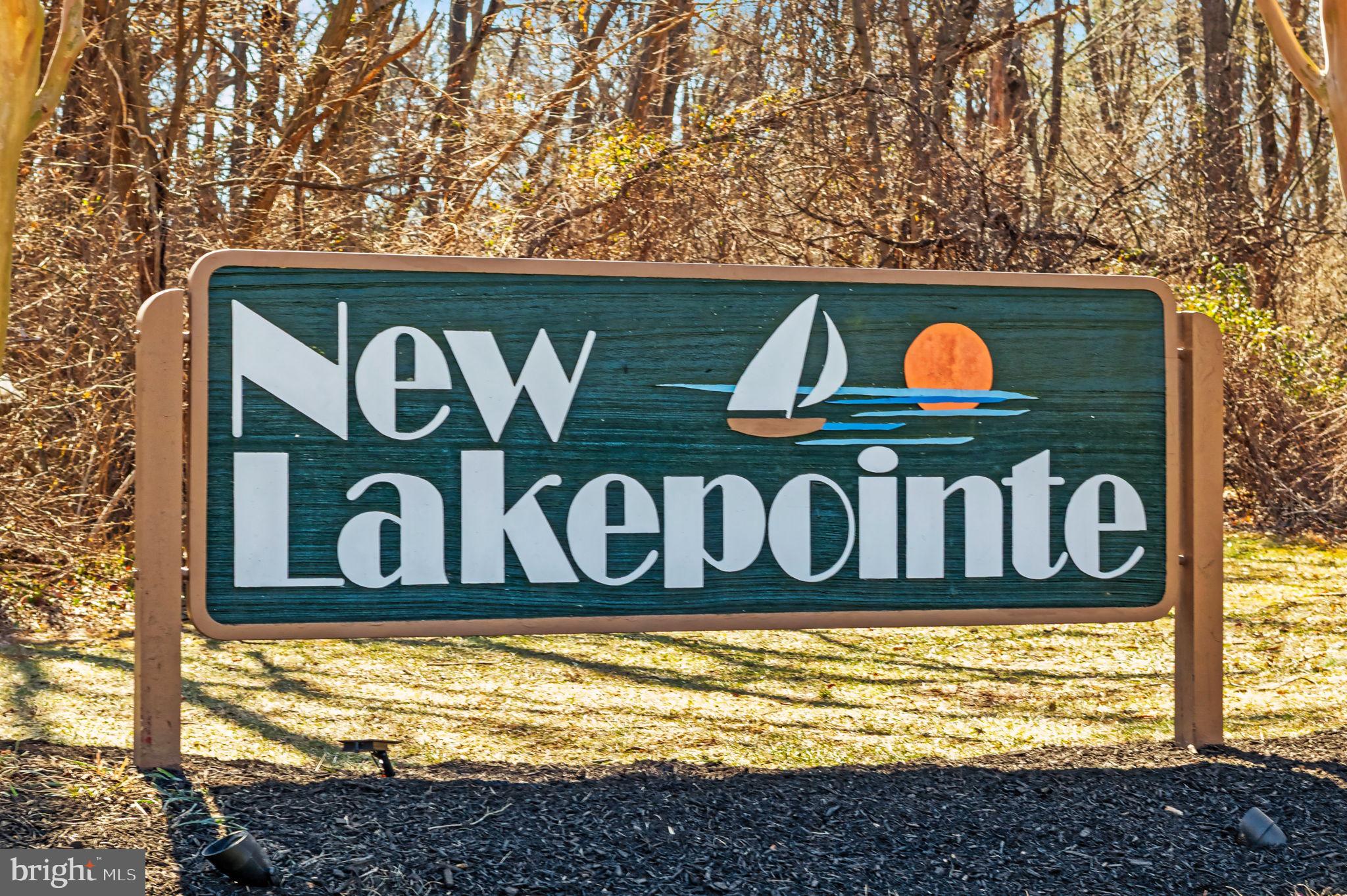 LAKEPOINTE - Residential