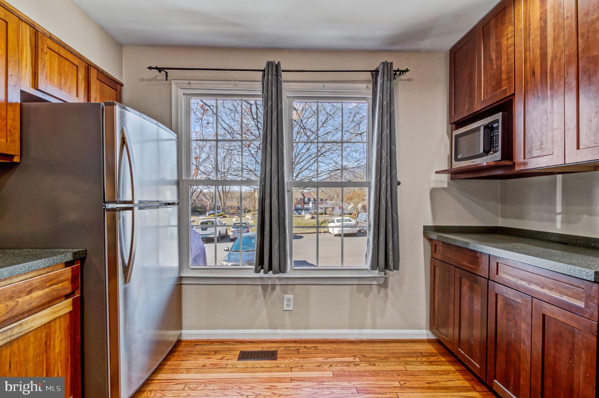 LAKEPOINTE - Residential