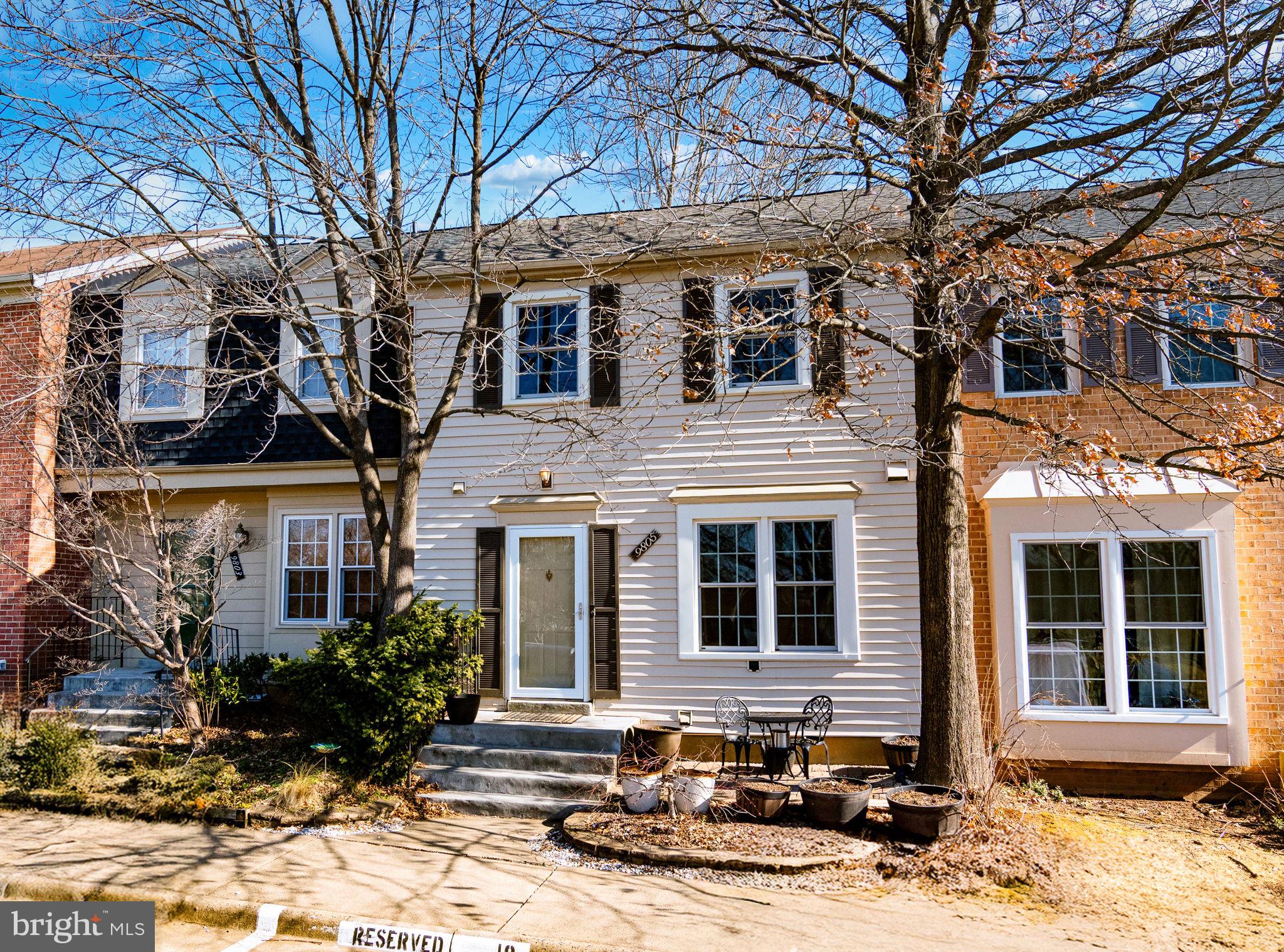 LAKEPOINTE - Residential