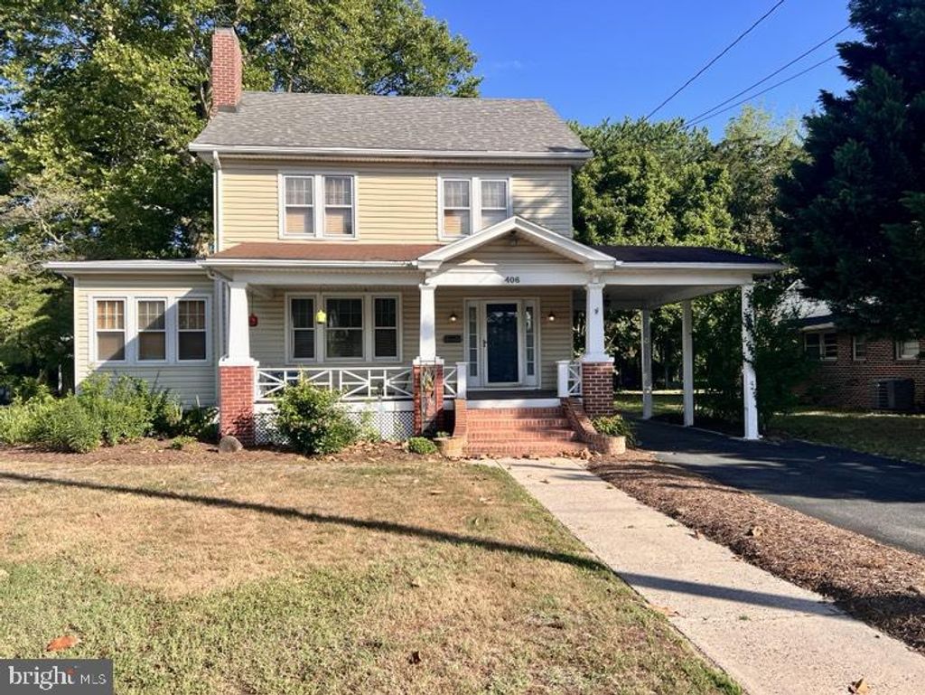 Photo of 406 W Market Street, GEORGETOWN, DE 19947 (MLS # DESU2114396)