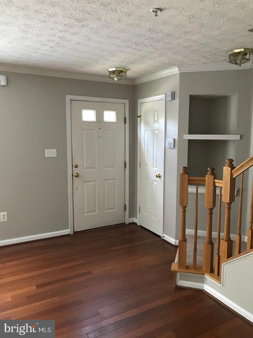 PINEY ORCHARD - Residential Lease