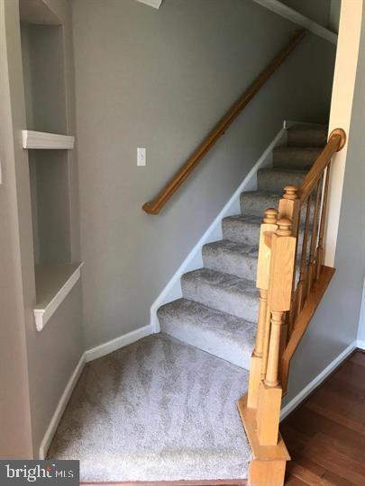 PINEY ORCHARD - Residential Lease