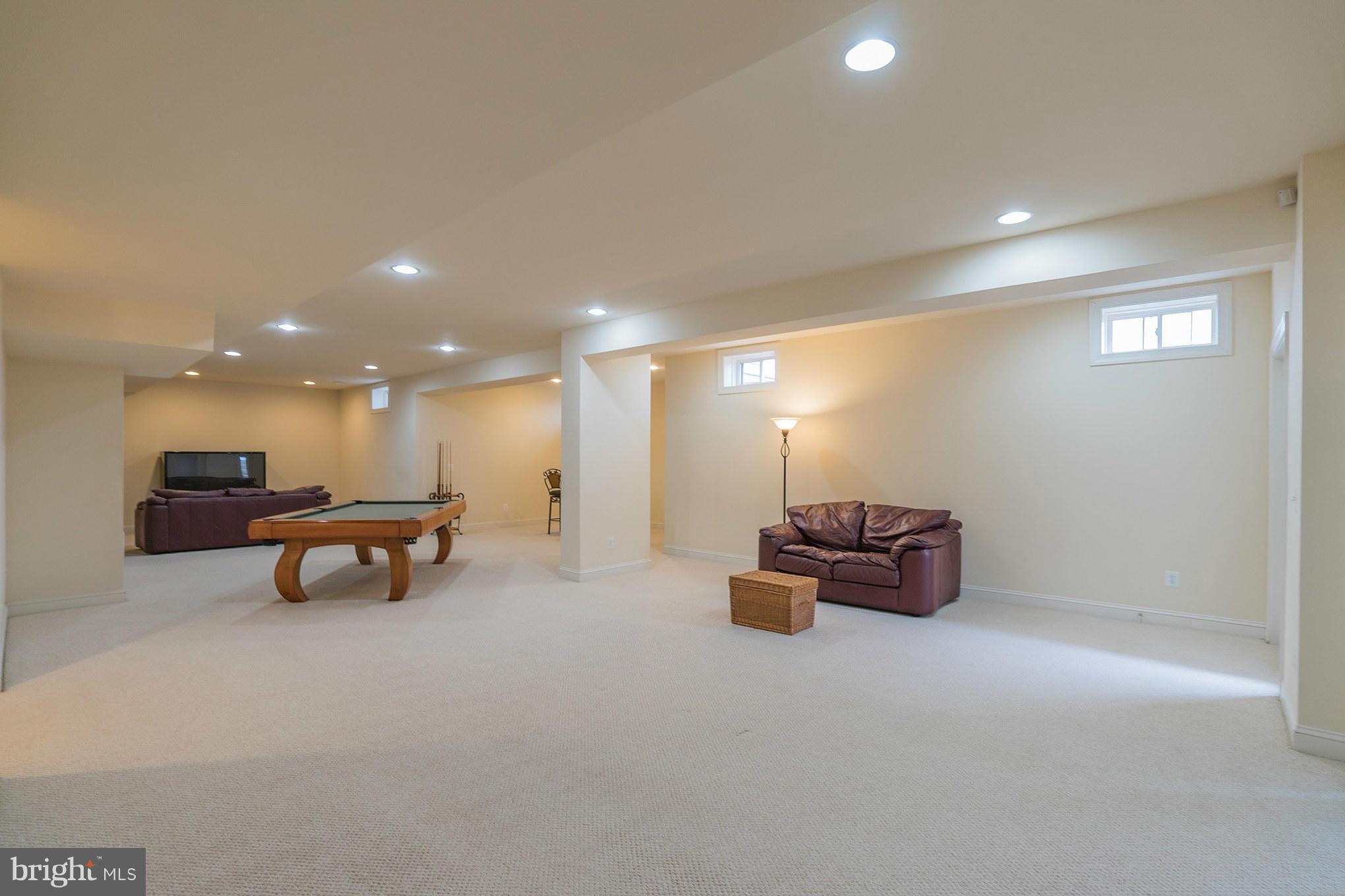 HIGHLANDS - Residential
