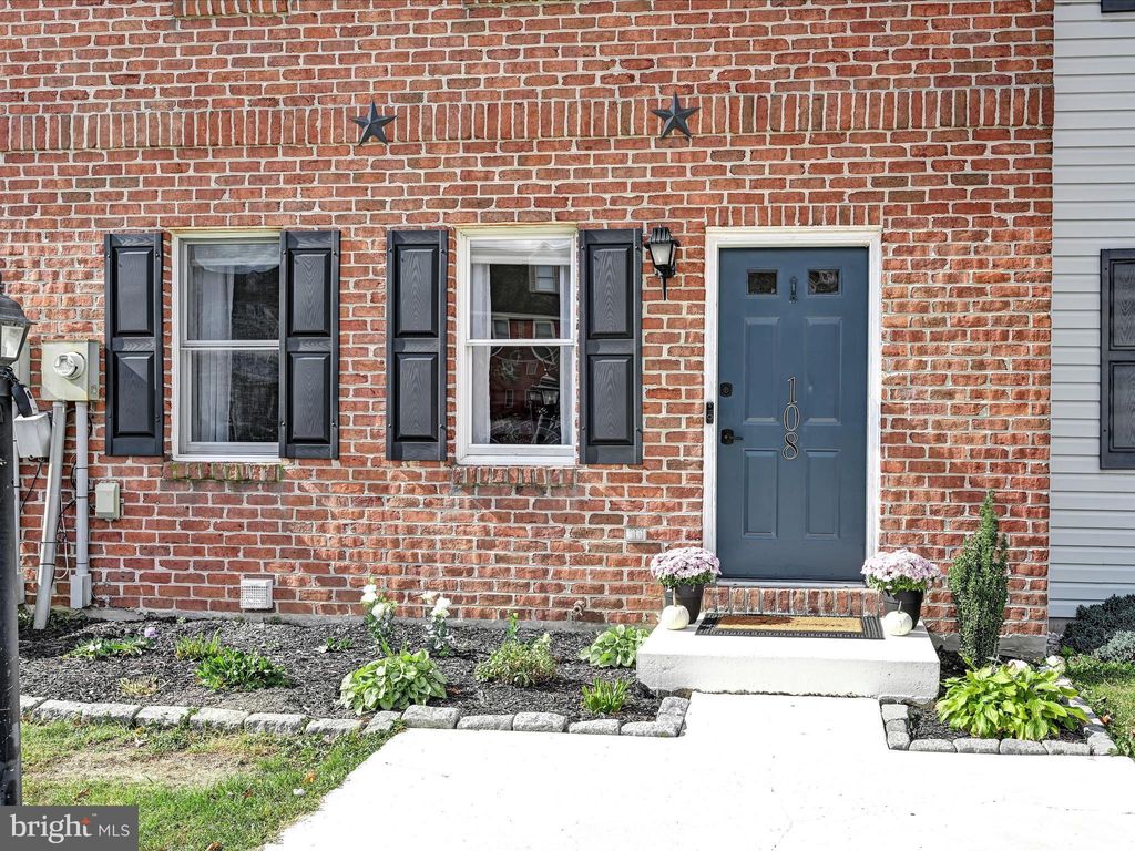 Photo of 108 Ashley Drive, Ephrata, PA 17522 (MLS # PALA2058664)