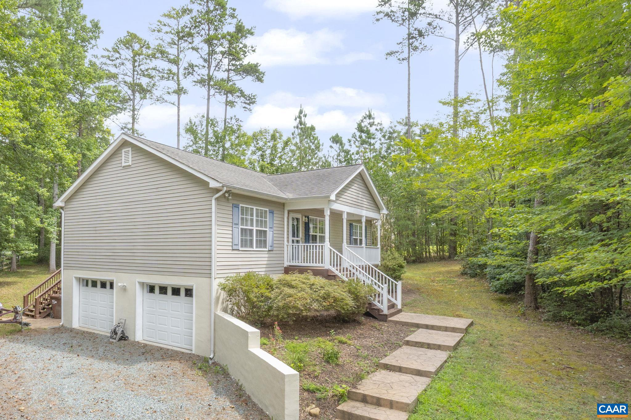 LAKE MONTICELLO - Residential Lease