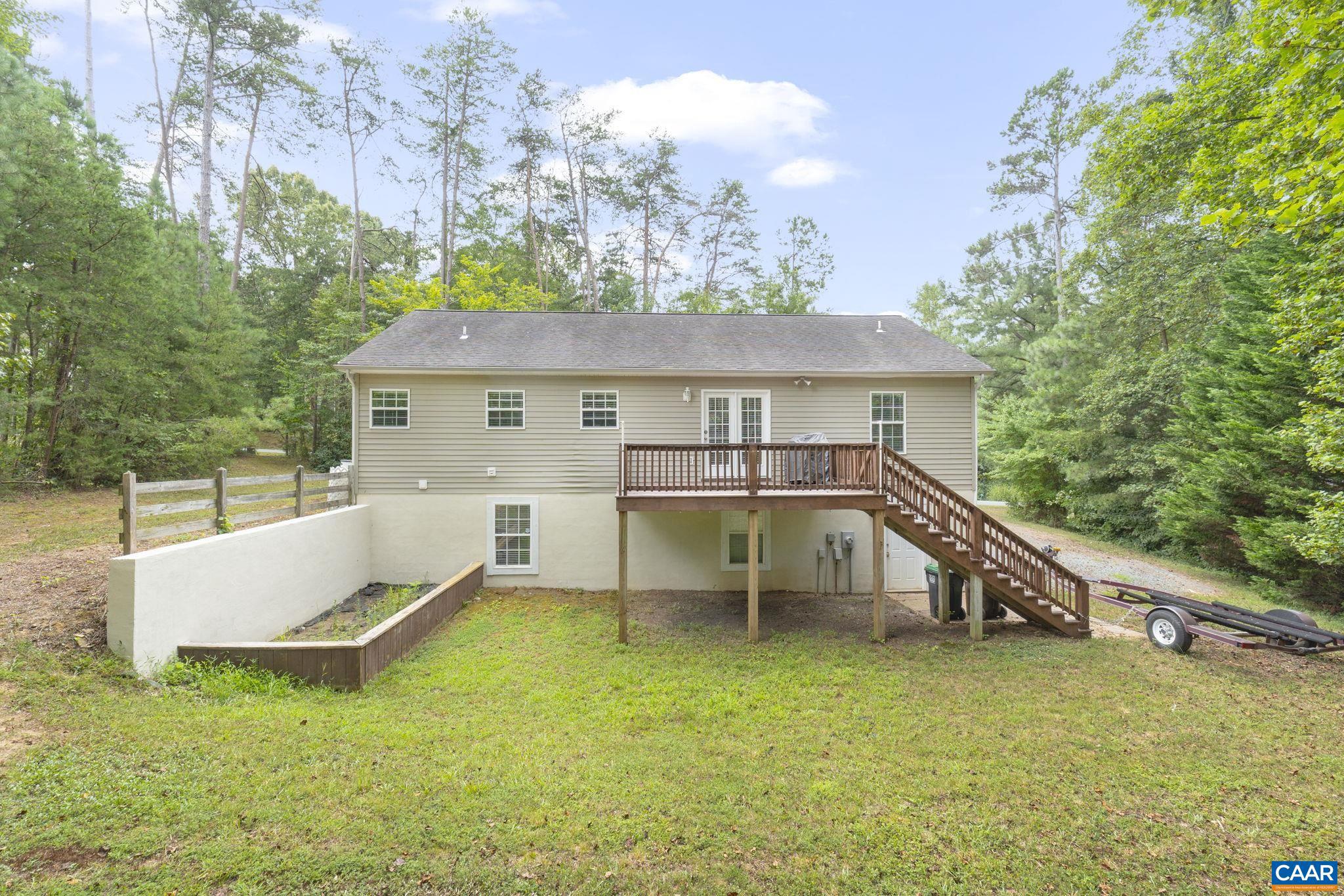 LAKE MONTICELLO - Residential Lease