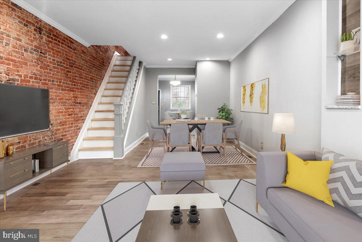 MCELDERRY PARK - Residential Lease