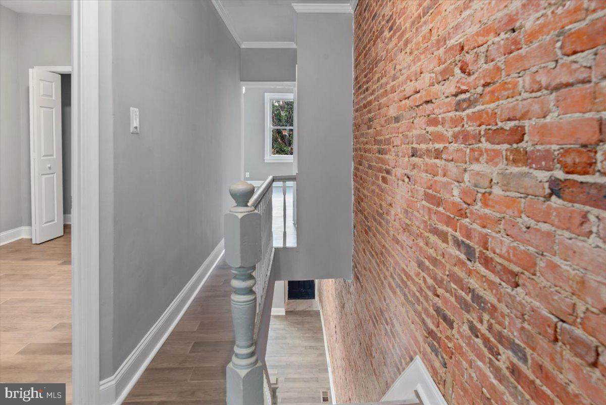 MCELDERRY PARK - Residential Lease